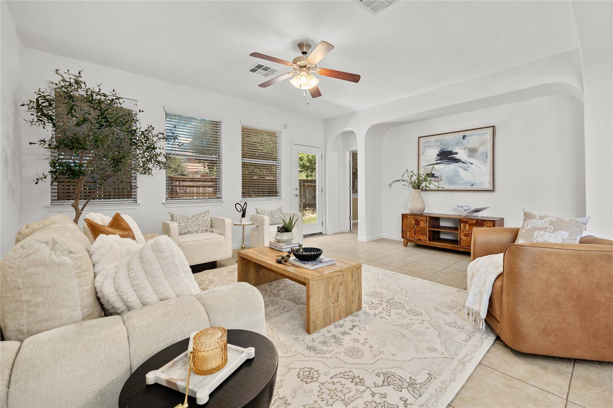 1069 Sussex WAY, Round Rock, TX 78665