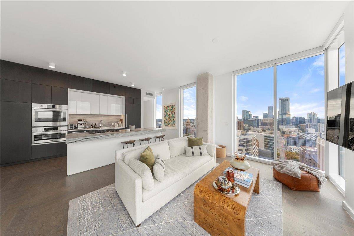 313 W 17th ST #2405, Austin, TX 78701