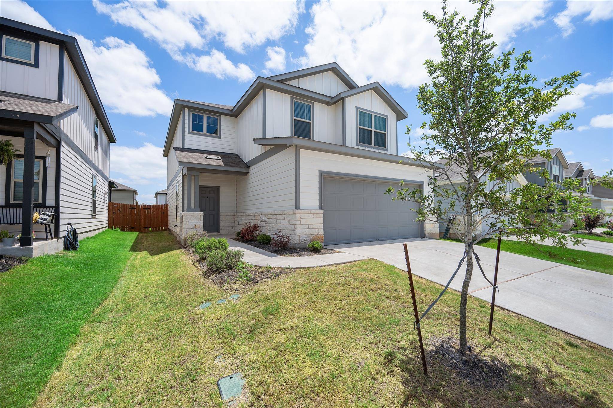 153 Purple Sandpiper LN, Leander, TX 78641