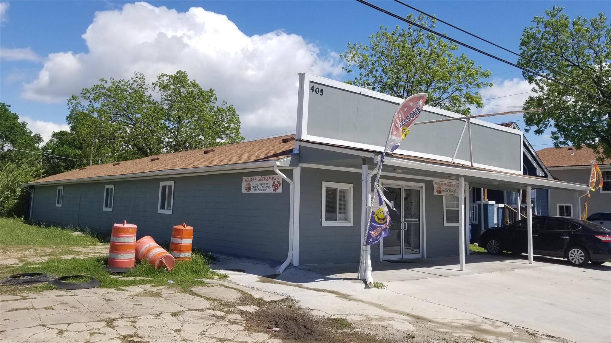 405 S Main ST, Taylor, TX 76574