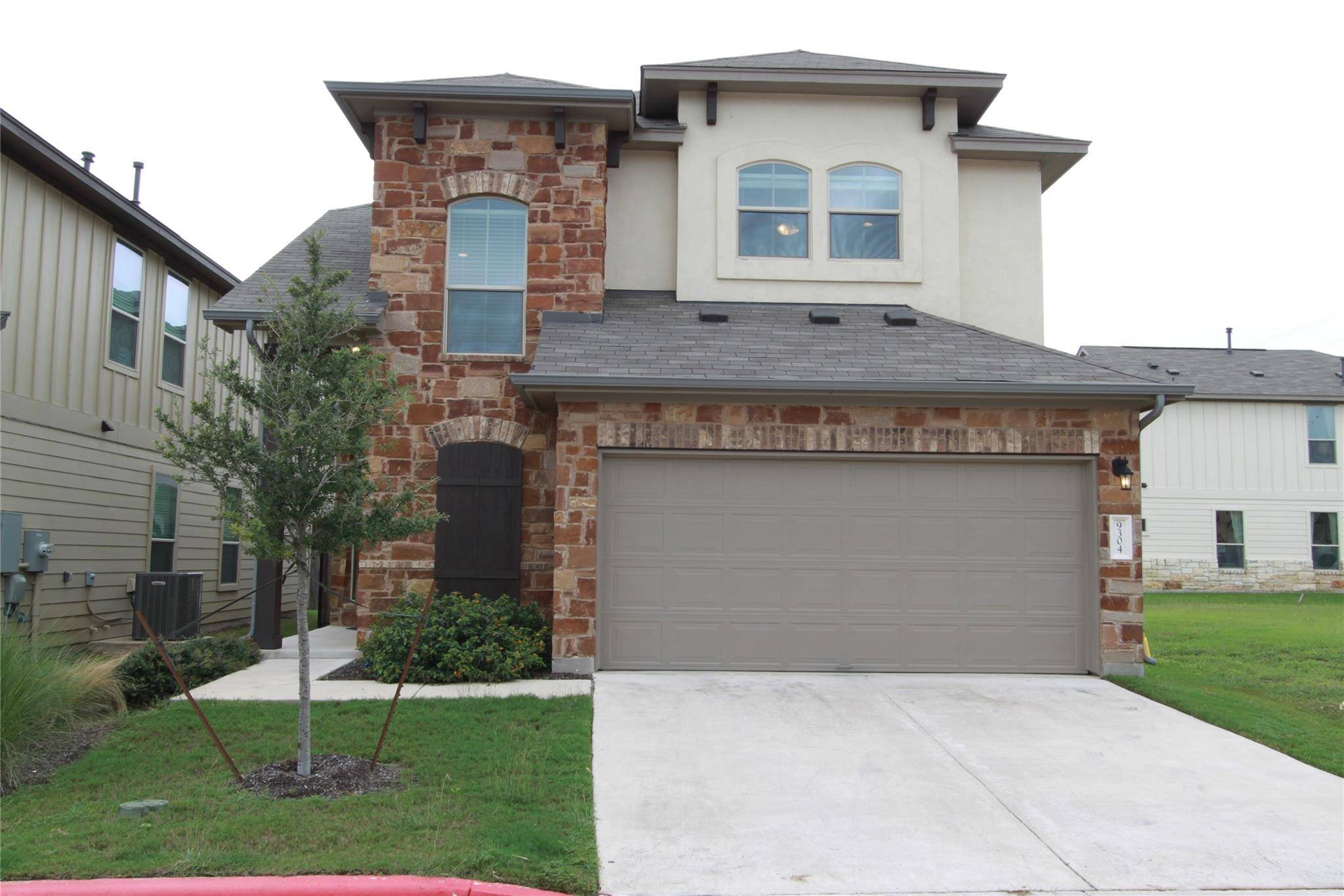 9304 Lost Bridge LN, Austin, TX 78745