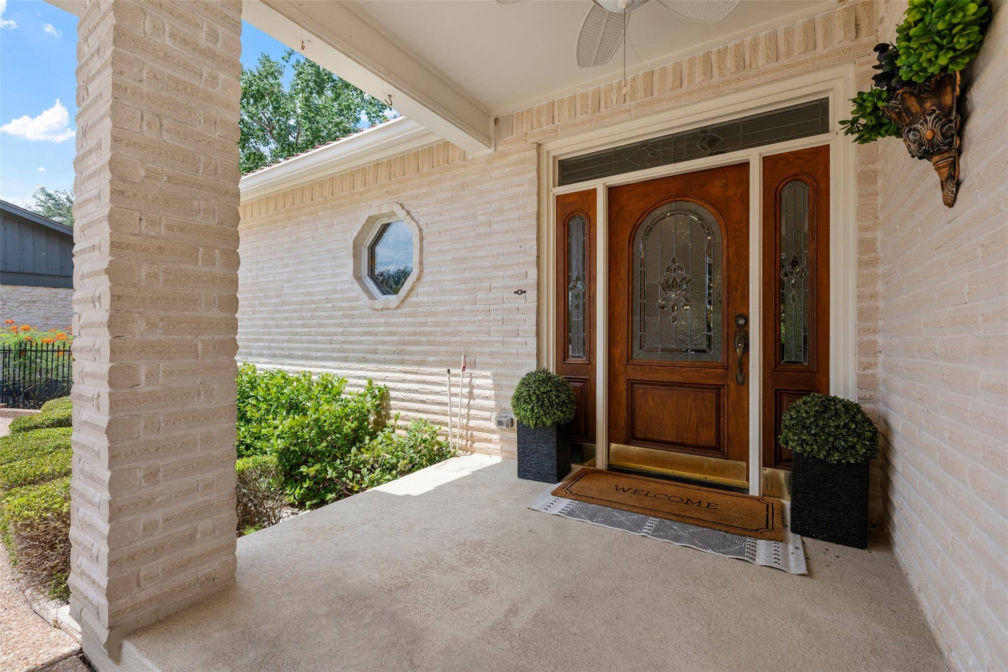 909 Porpoise ST, Austin, TX 78734