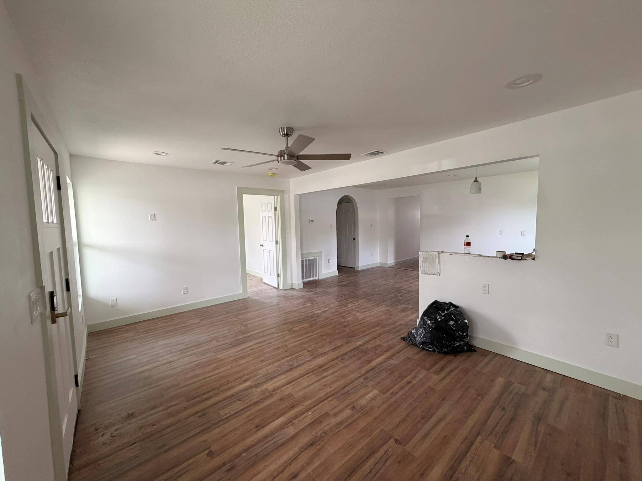 647 Erline Ave, San Antonio, TX 78237