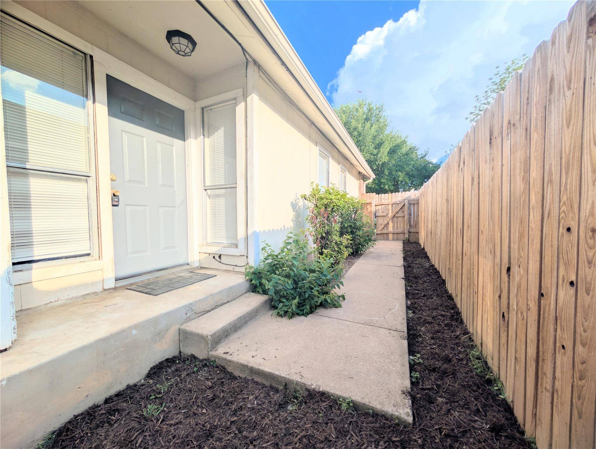 2016 Redwing WAY, Round Rock, TX 78664