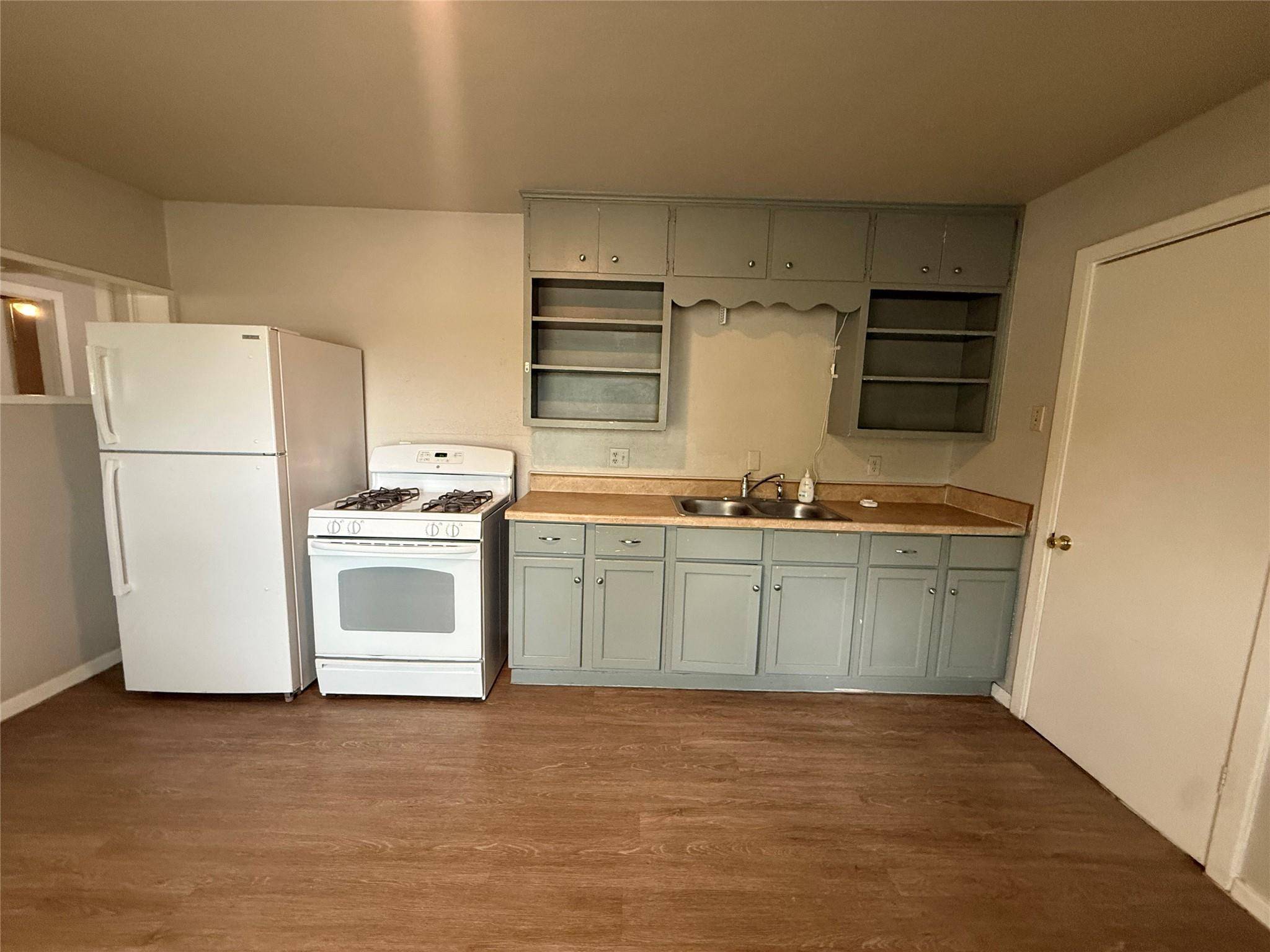 300 Mill ST, San Marcos, TX 78666