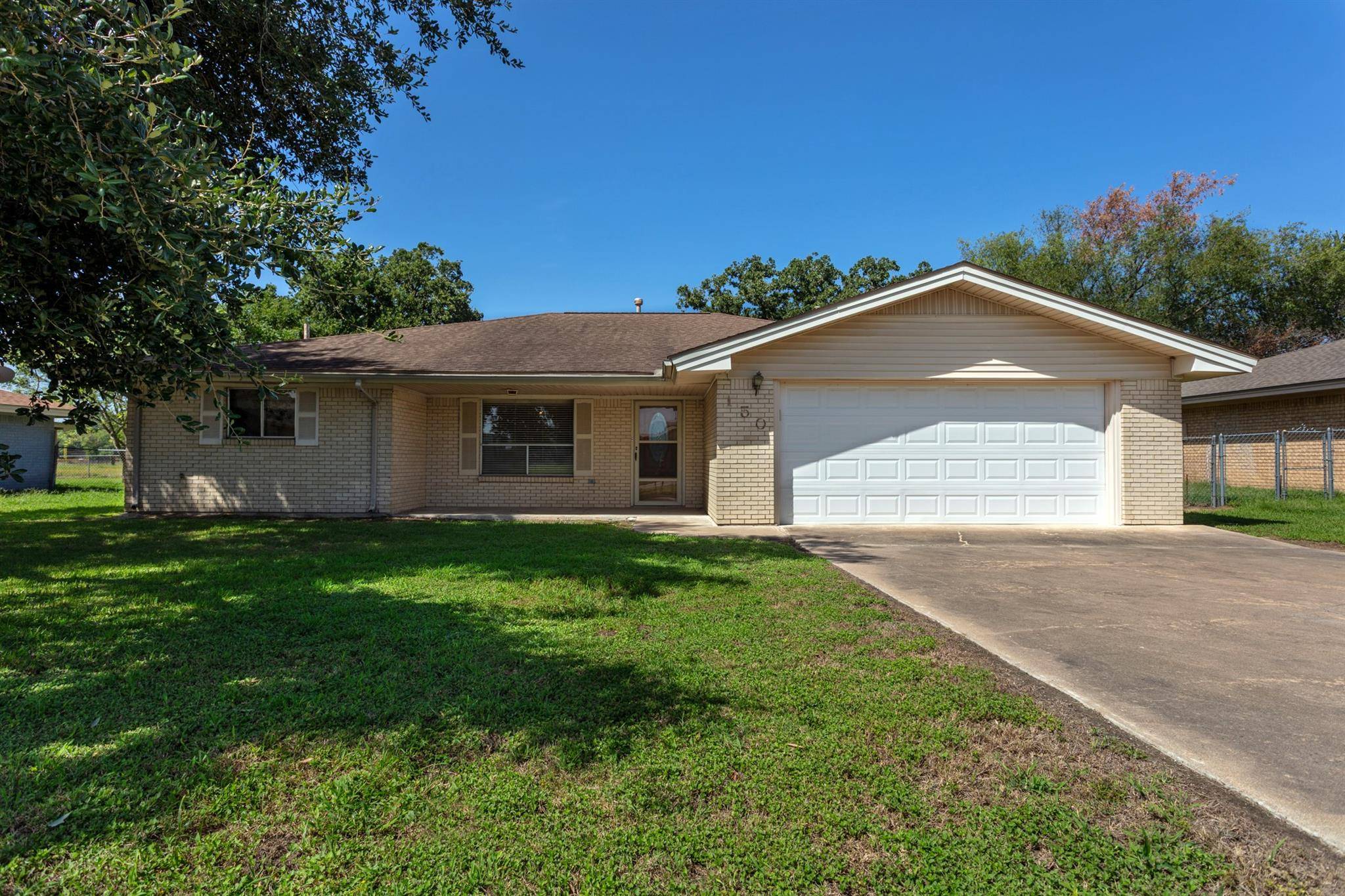150 Rosa Lee LN, Somerville, TX 77879