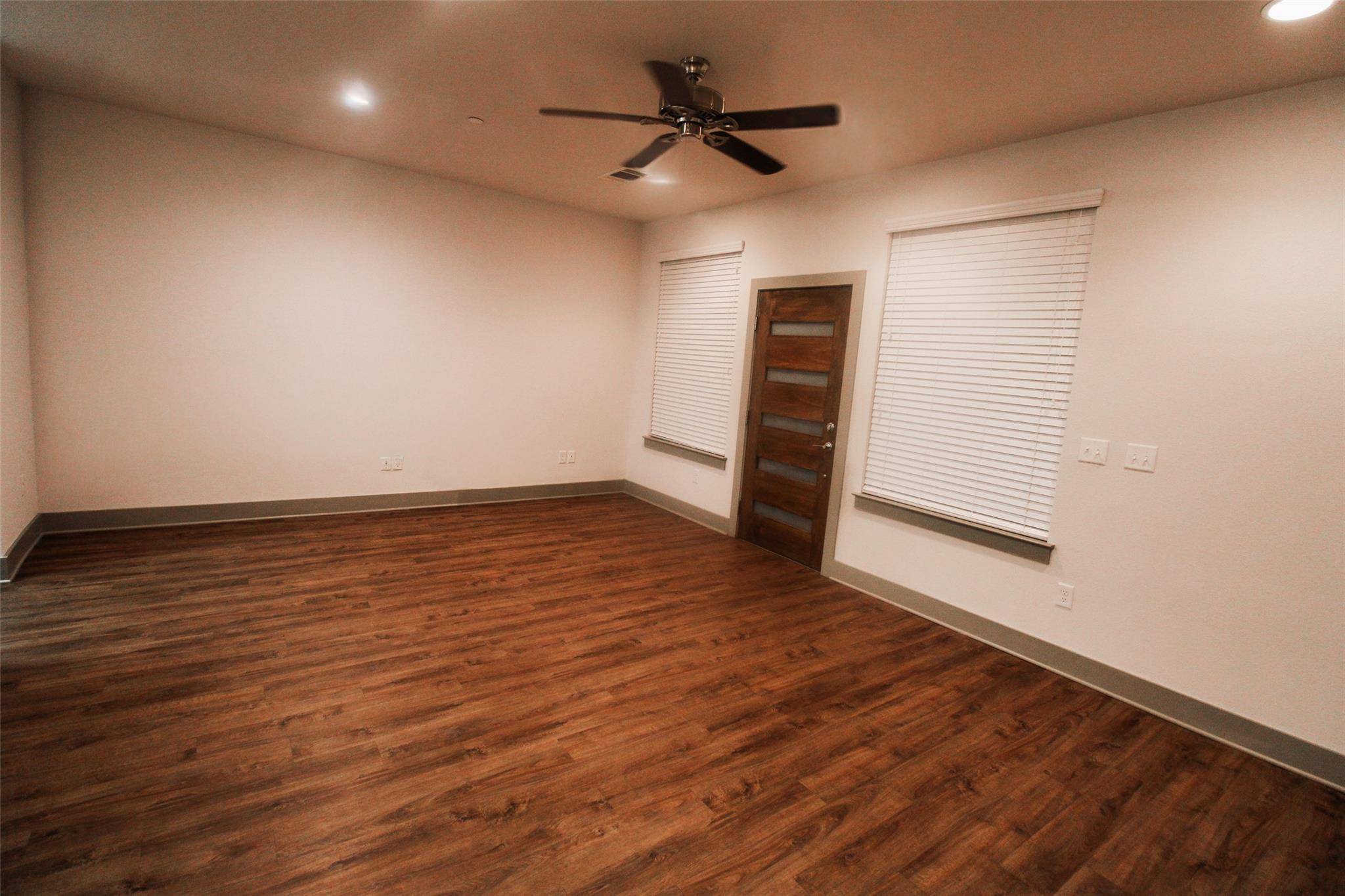 12208 Abbey Glen LN, Austin, TX 78753