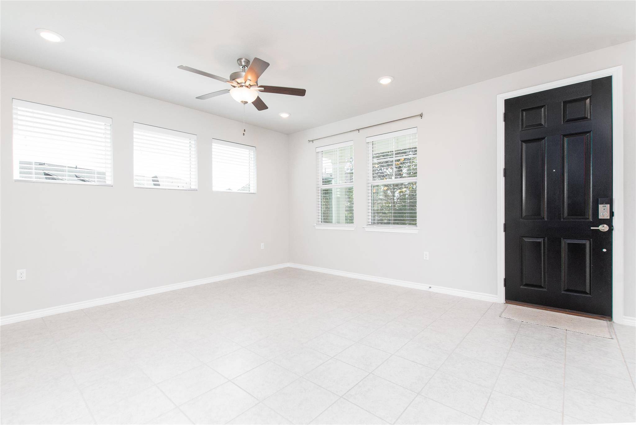 121 Lafitte DR #101, San Marcos, TX 78666
