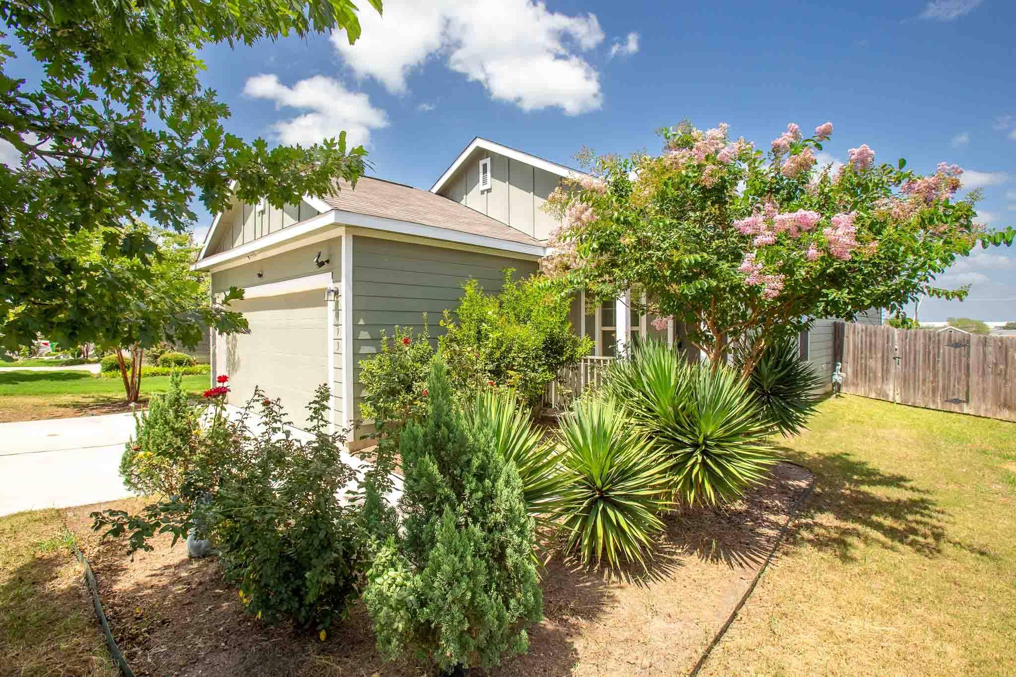 393 Moon Stone TRL, Buda, TX 78610