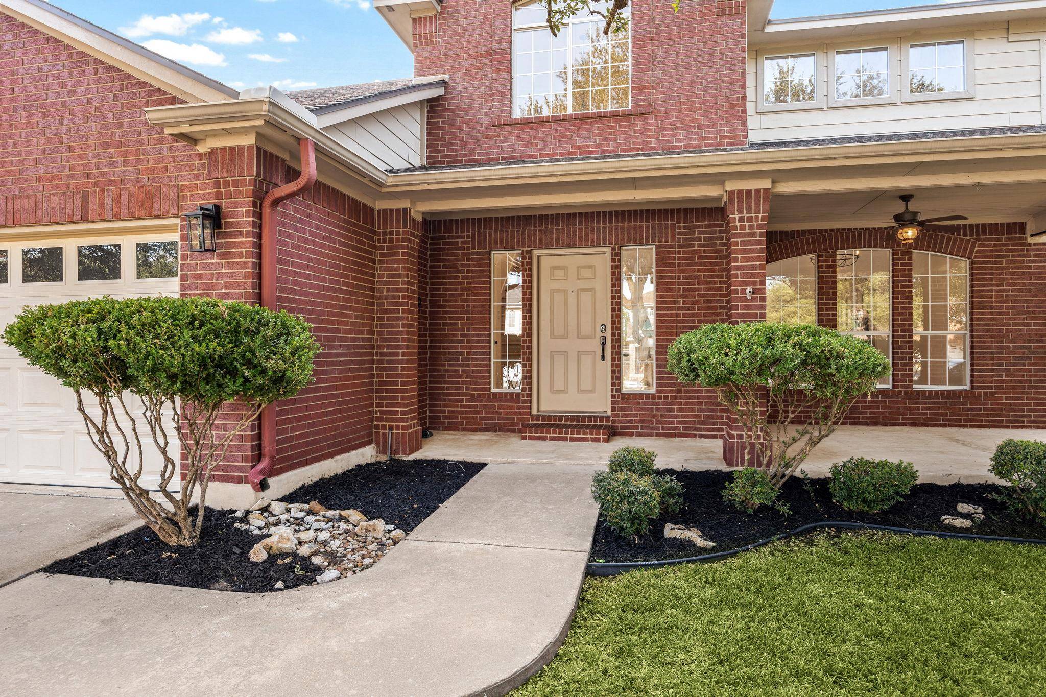 2209 Barnett DR, Cedar Park, TX 78613