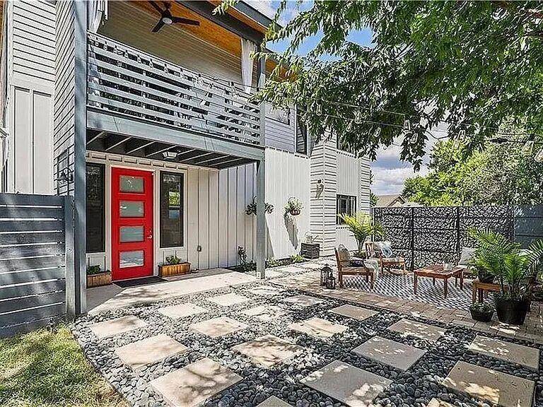 4601 Kitty Ave #B, Austin, TX 78721