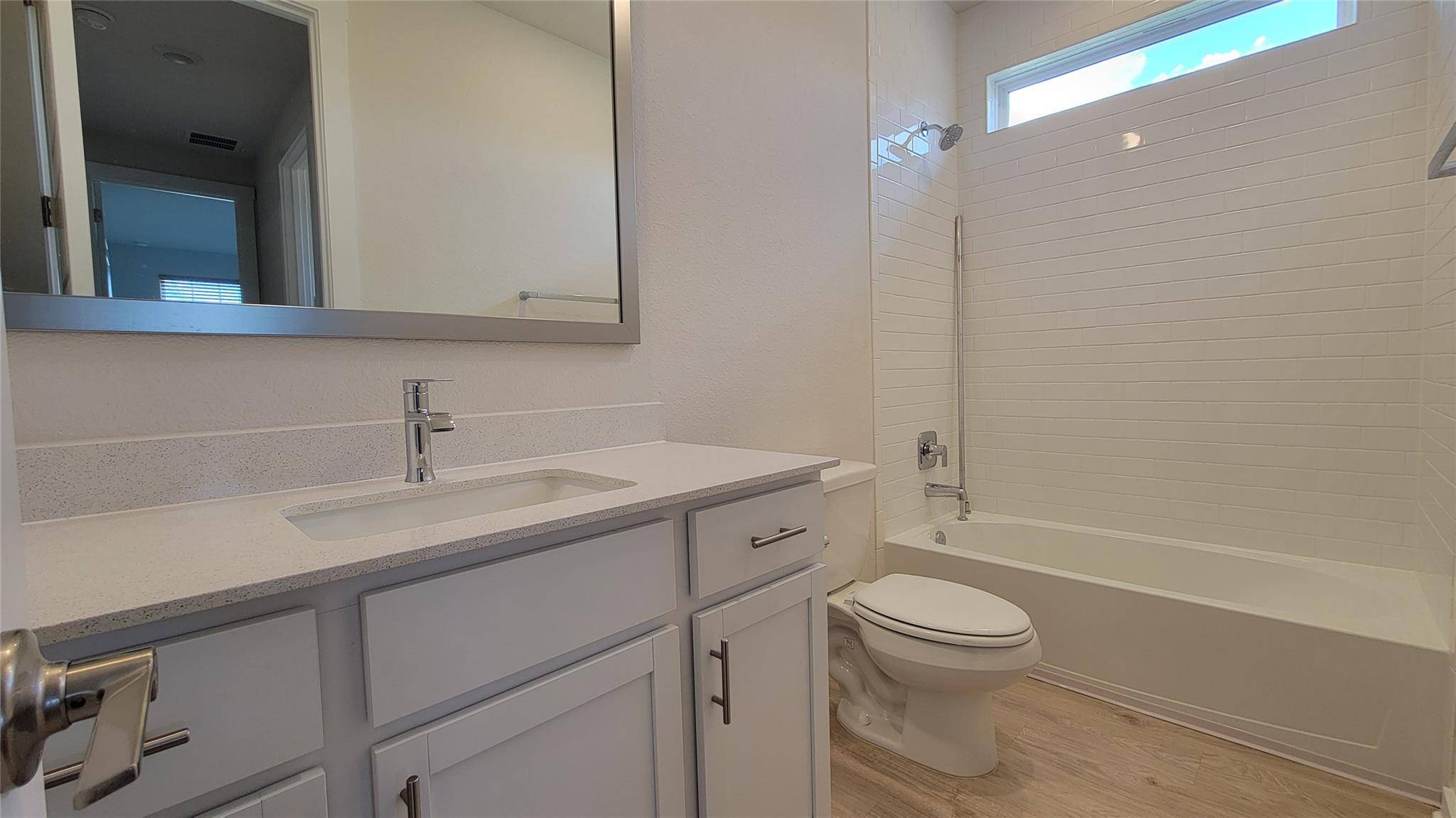 429 Tinto ST, Leander, TX 78641