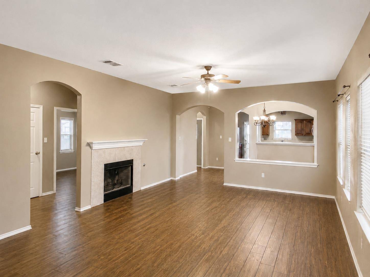 305 Dark Horse LN, Buda, TX 78610