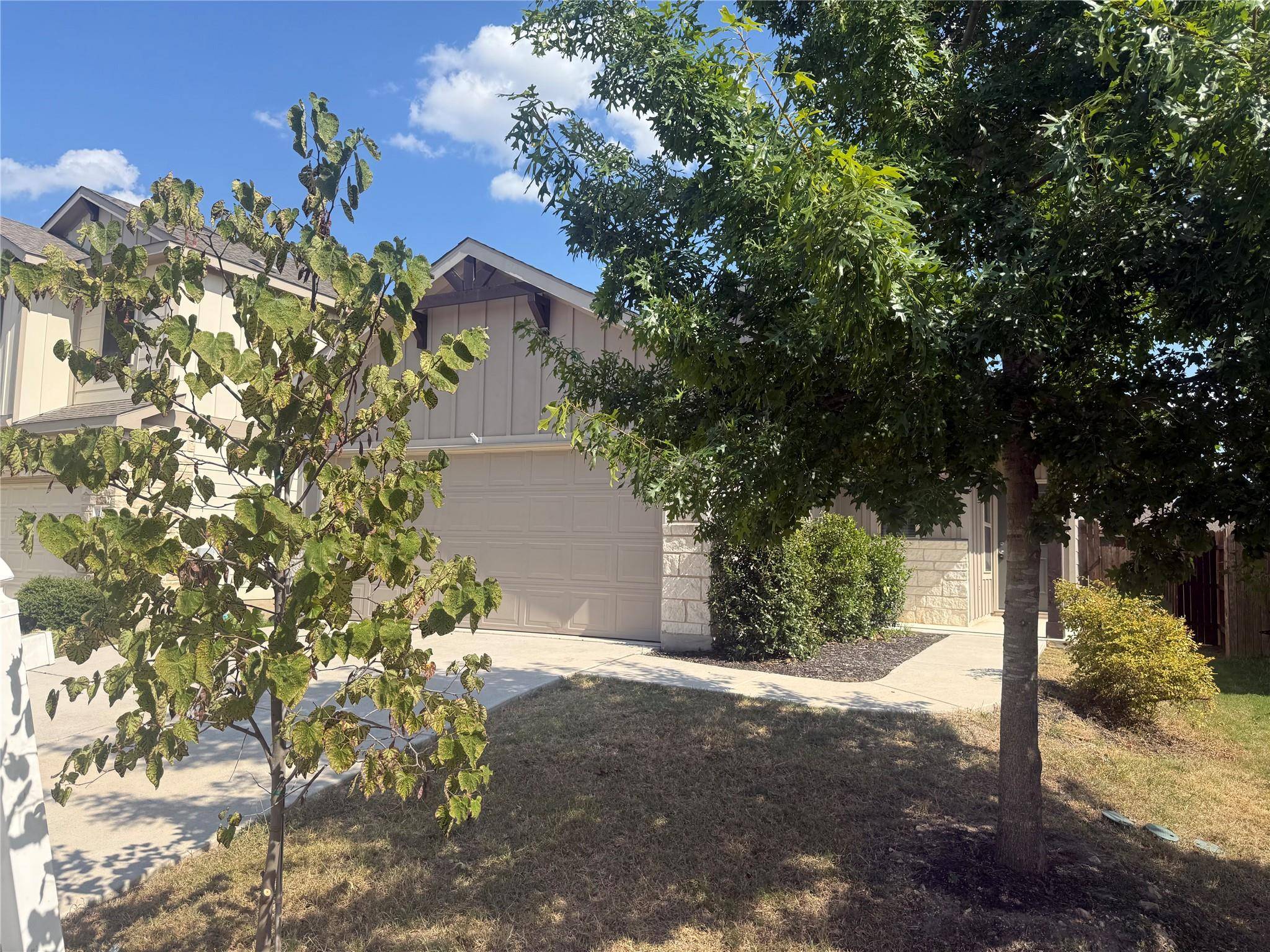 217 La Dera DR, Liberty Hill, TX 78642