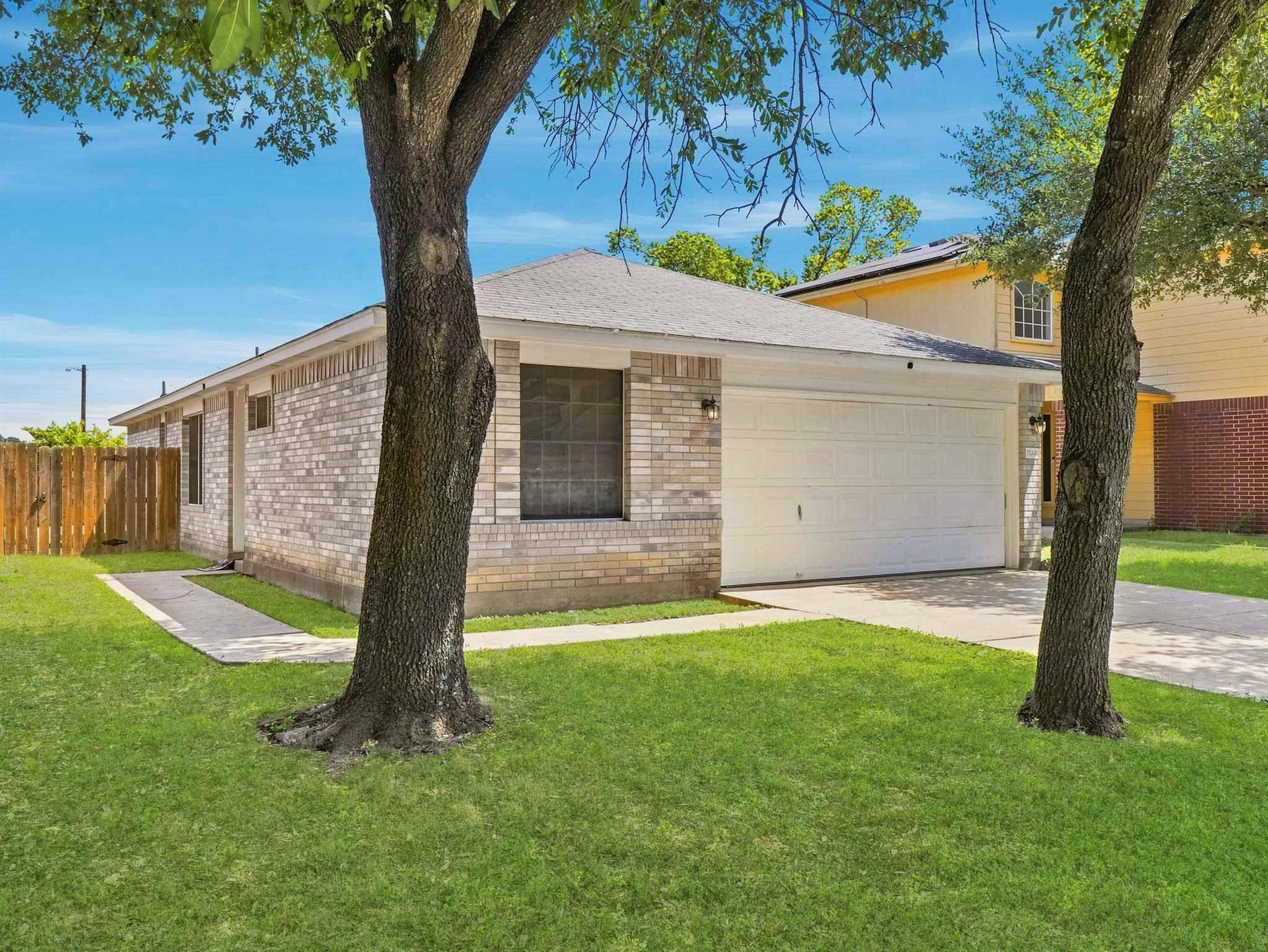 1144 Miss Kimberlys LN, Pflugerville, TX 78660