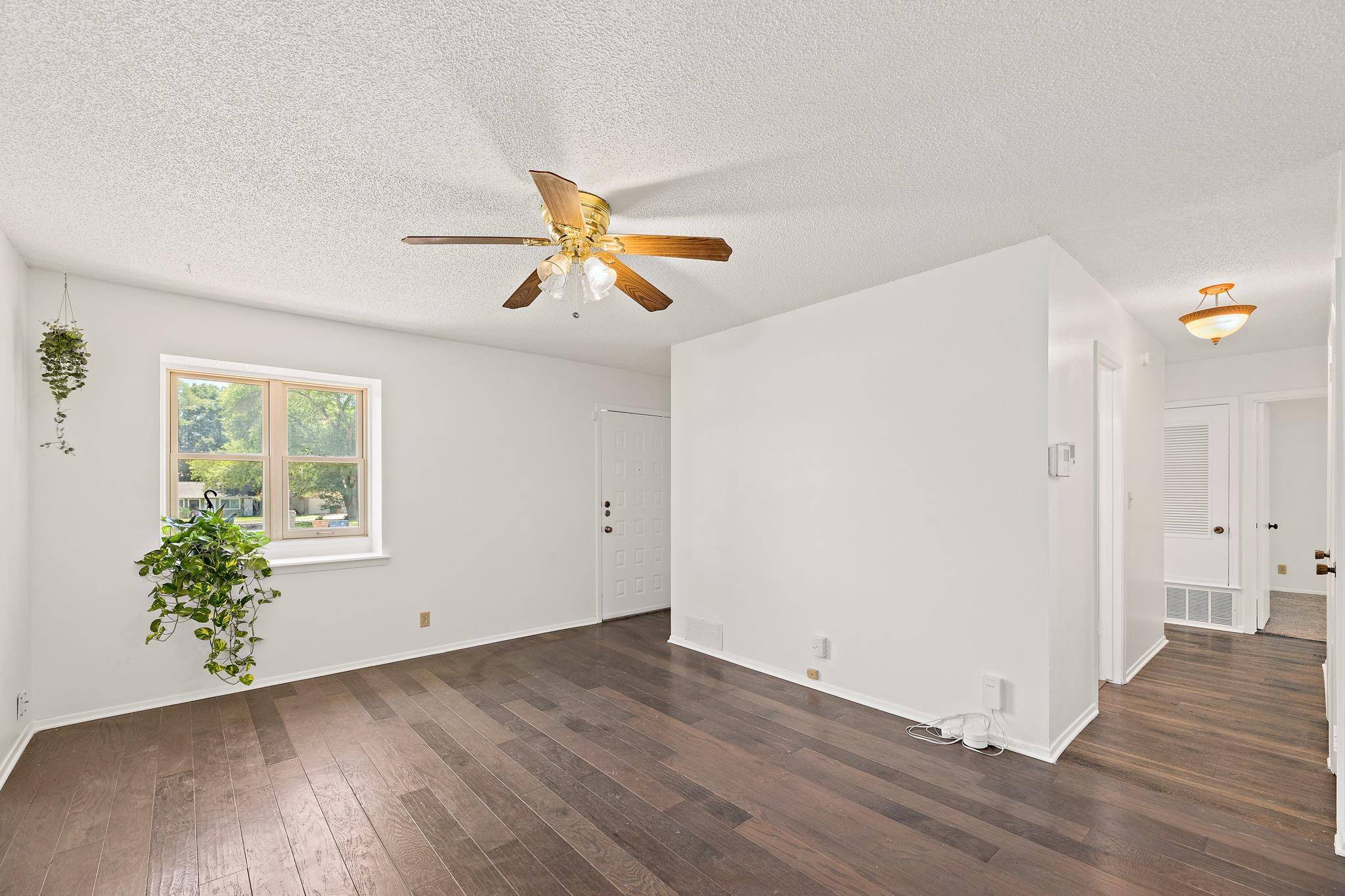806 Easy Day CV, Austin, TX 78745