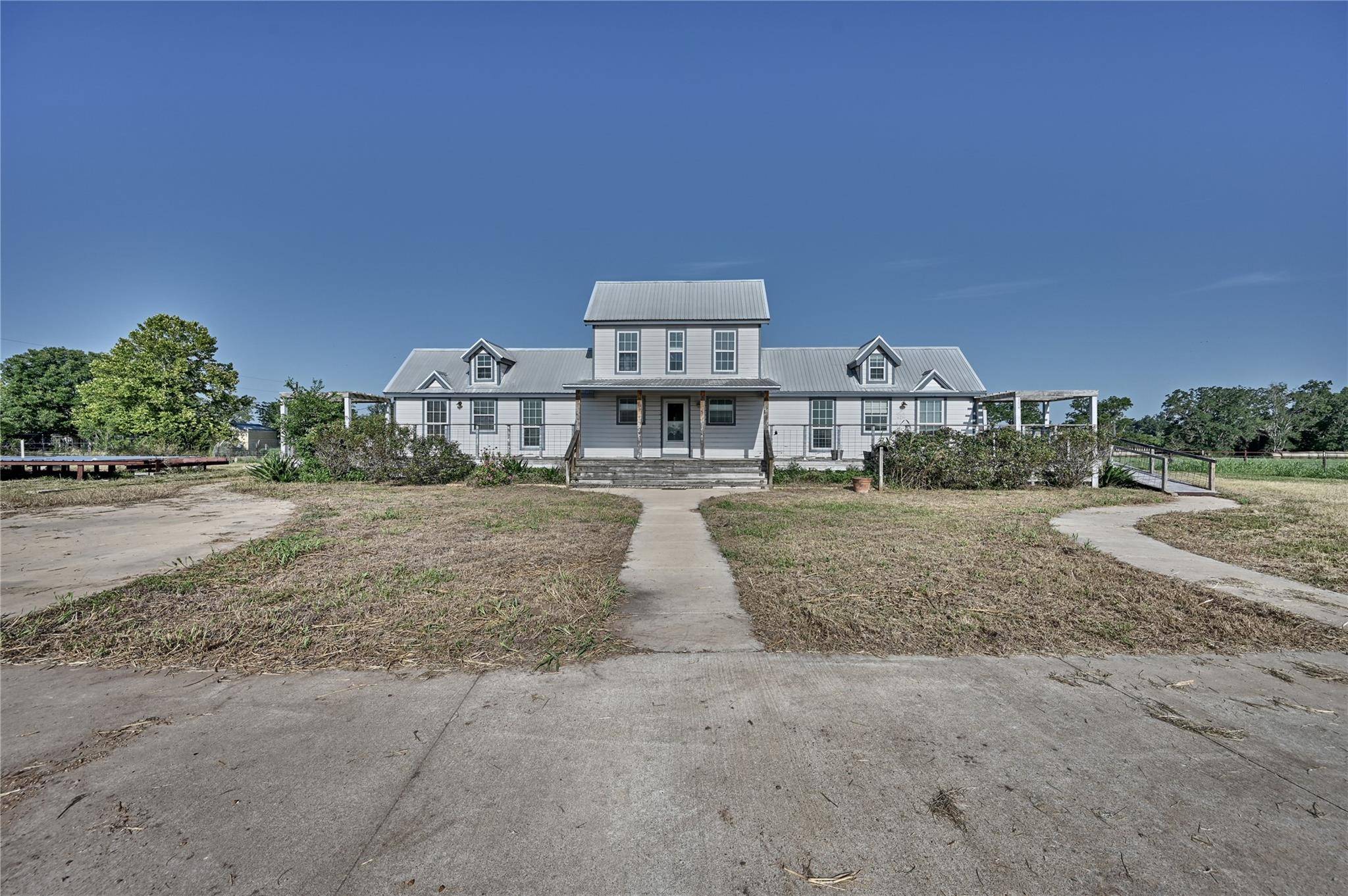 2980 Rabbs Prairie RD, La Grange, TX 78945