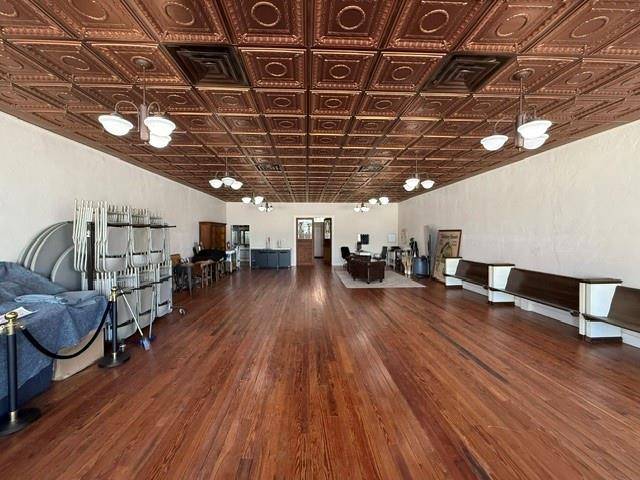 124 W Vaughan ST, Bertram, TX 78605