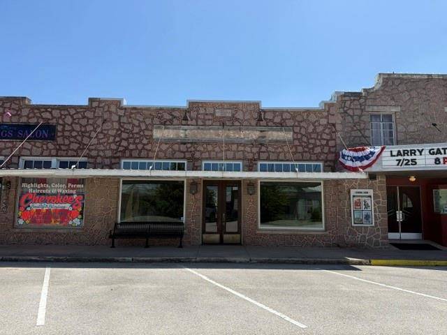 124 W Vaughan ST, Bertram, TX 78605