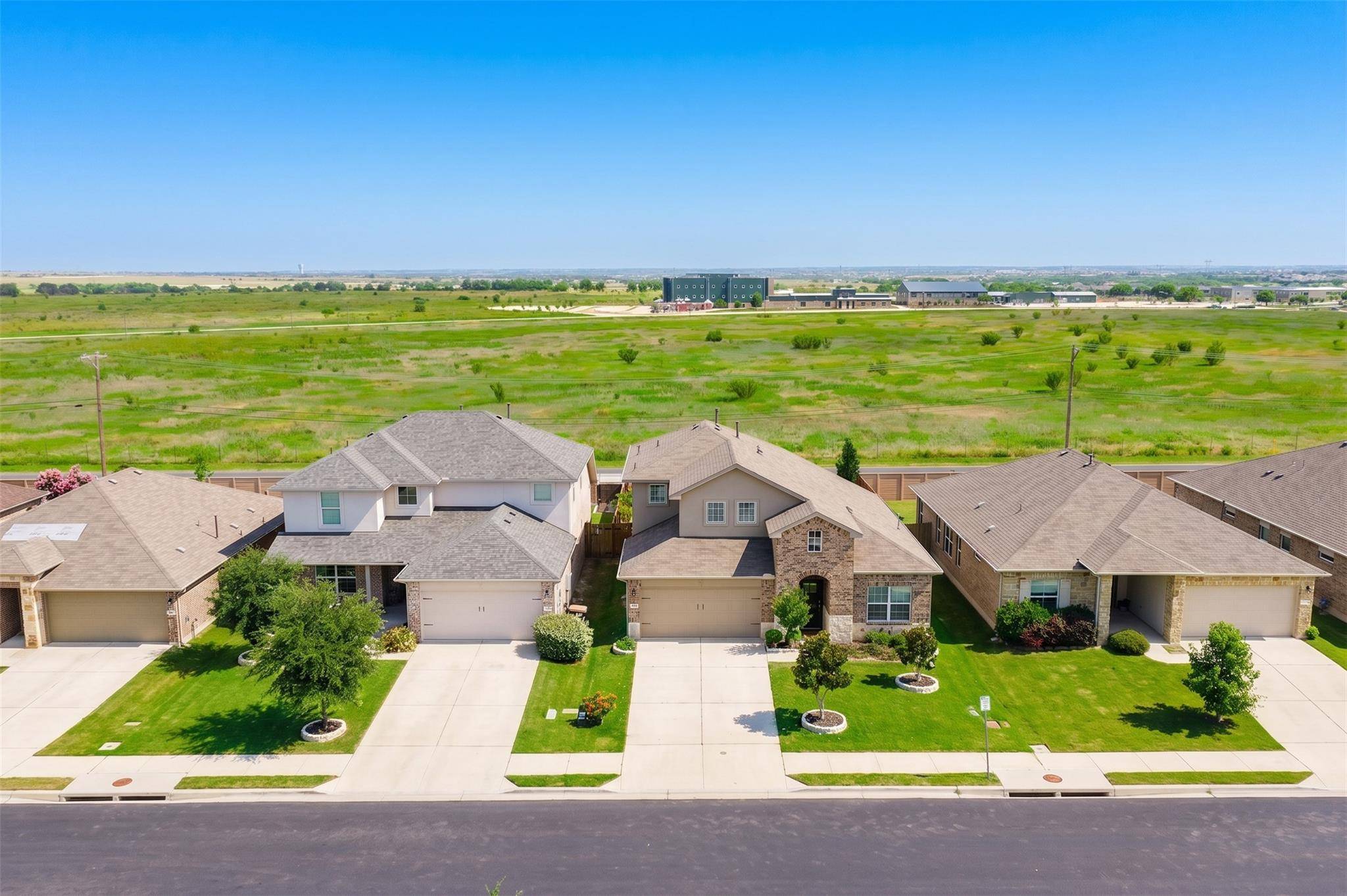 152 Marienfeld LN, Georgetown, TX 78626