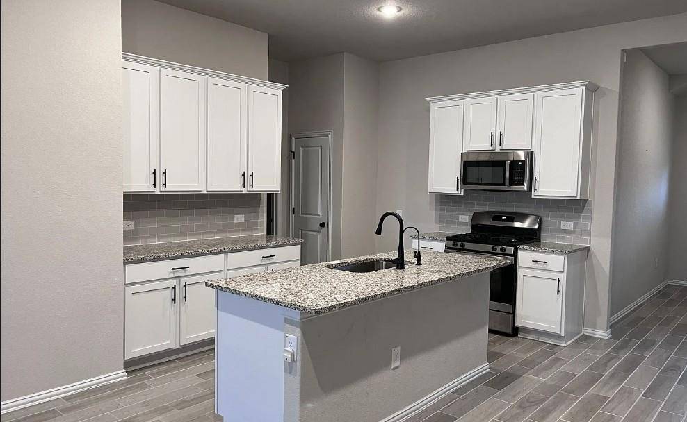 135 Smokebush TRL, Bastrop, TX 78602