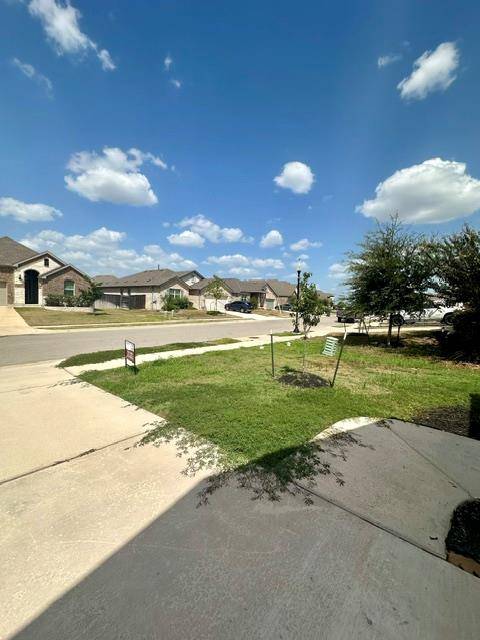 135 Smokebush TRL, Bastrop, TX 78602