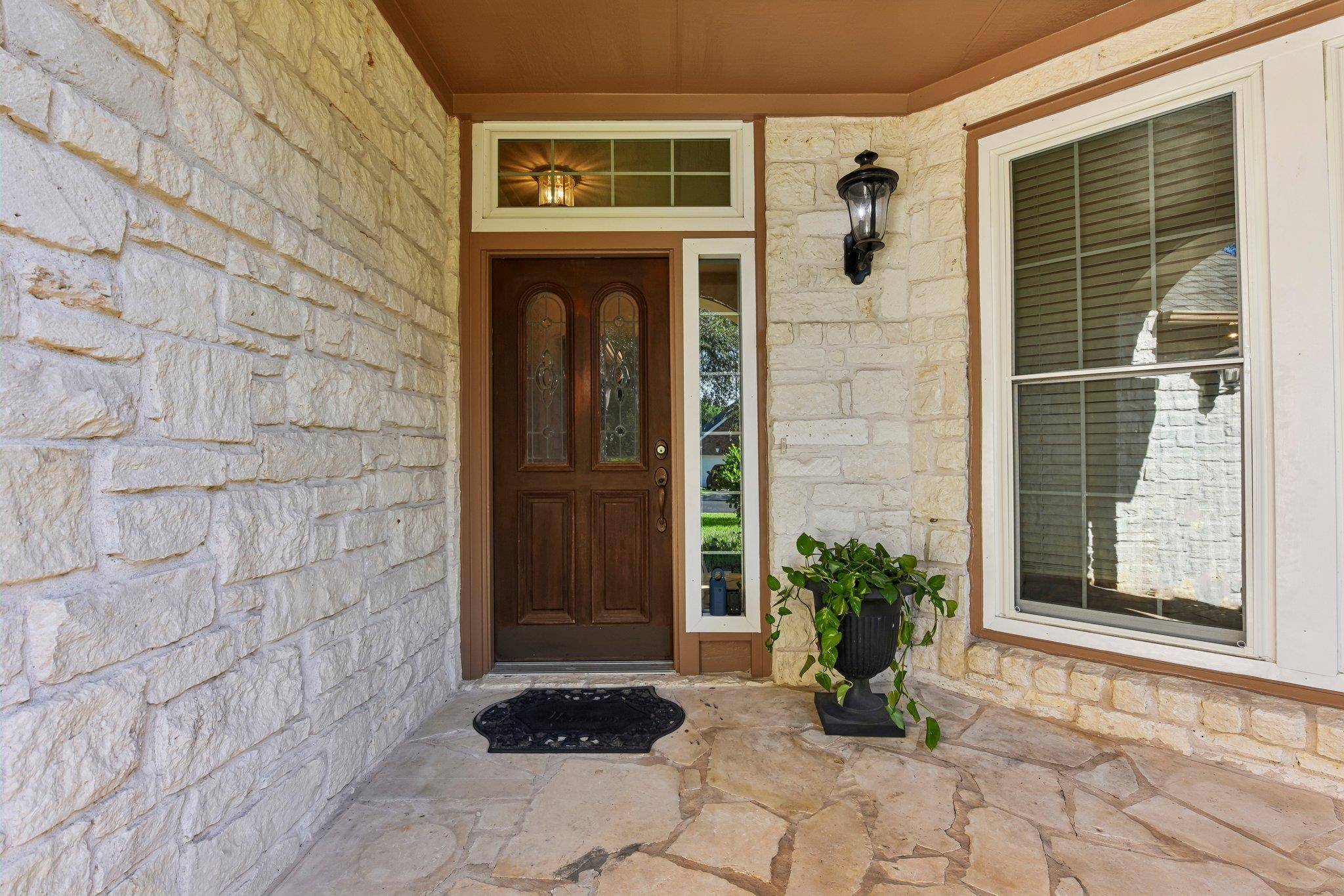10020 Majorca DR, Austin, TX 78717