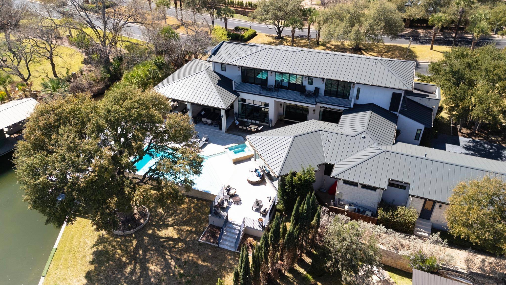 101 Harbor Light BLVD, Horseshoe Bay, TX 78657