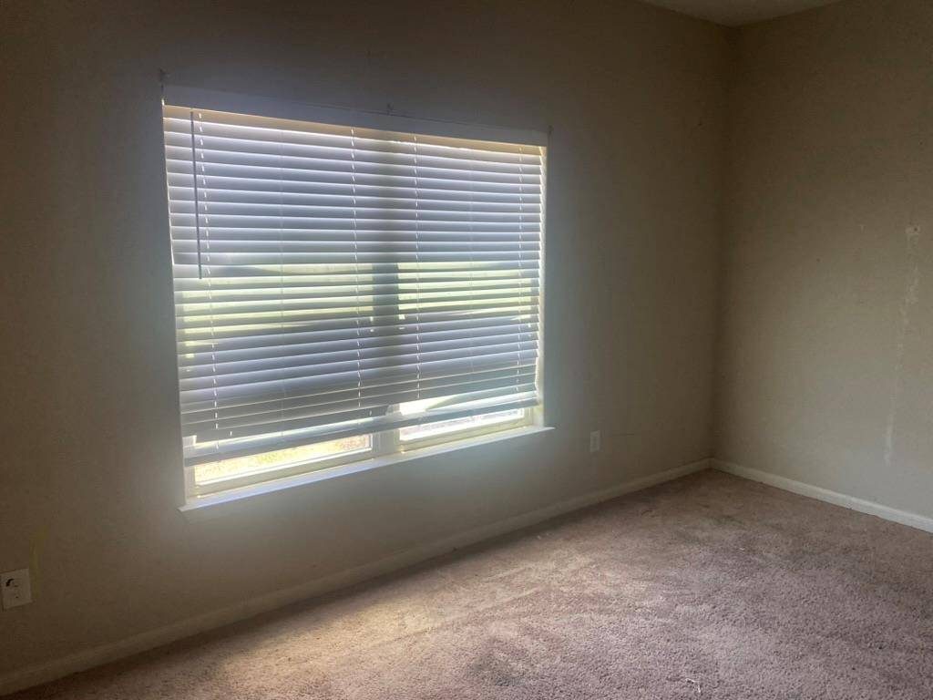 100 Cherry Tree LN, Liberty Hill, TX 78642