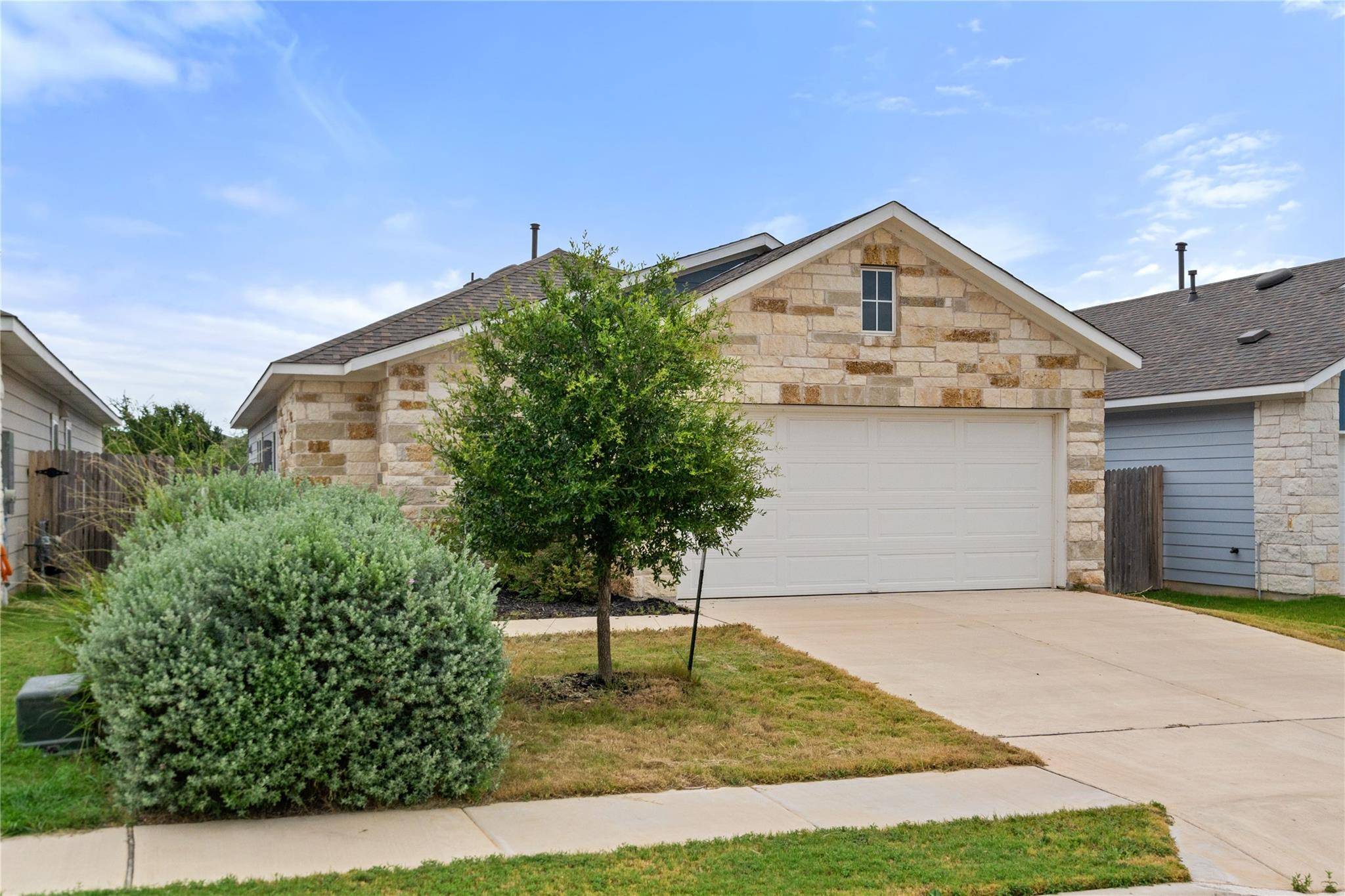 129 Tall Grass DR, Georgetown, TX 78628