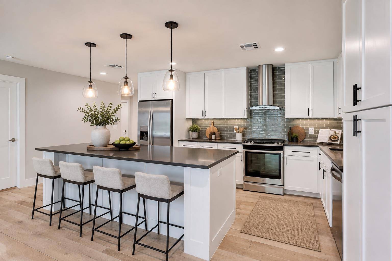 6203 Cary DR, Austin, TX 78757