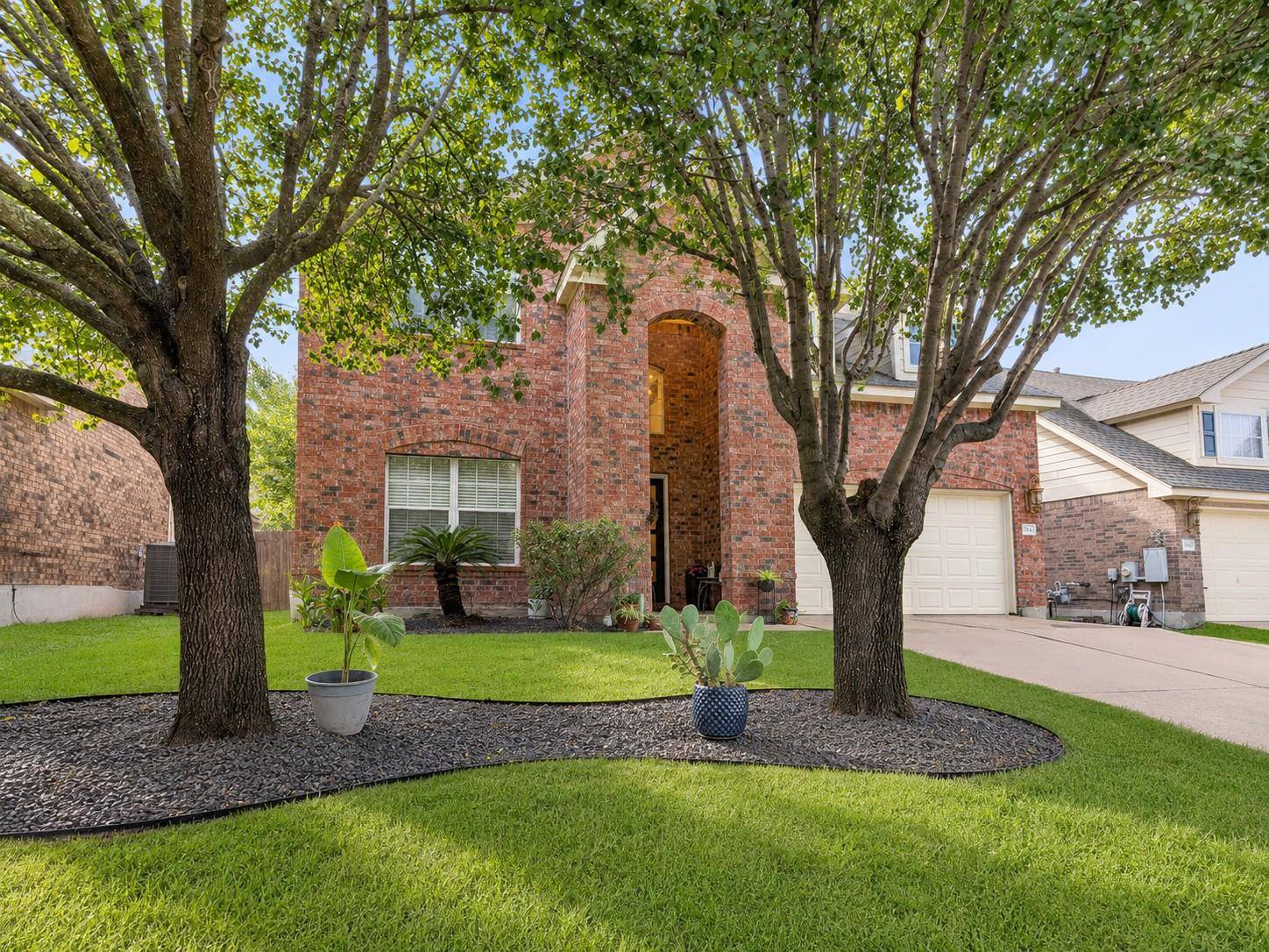2844 Mission Tejas DR, Pflugerville, TX 78660