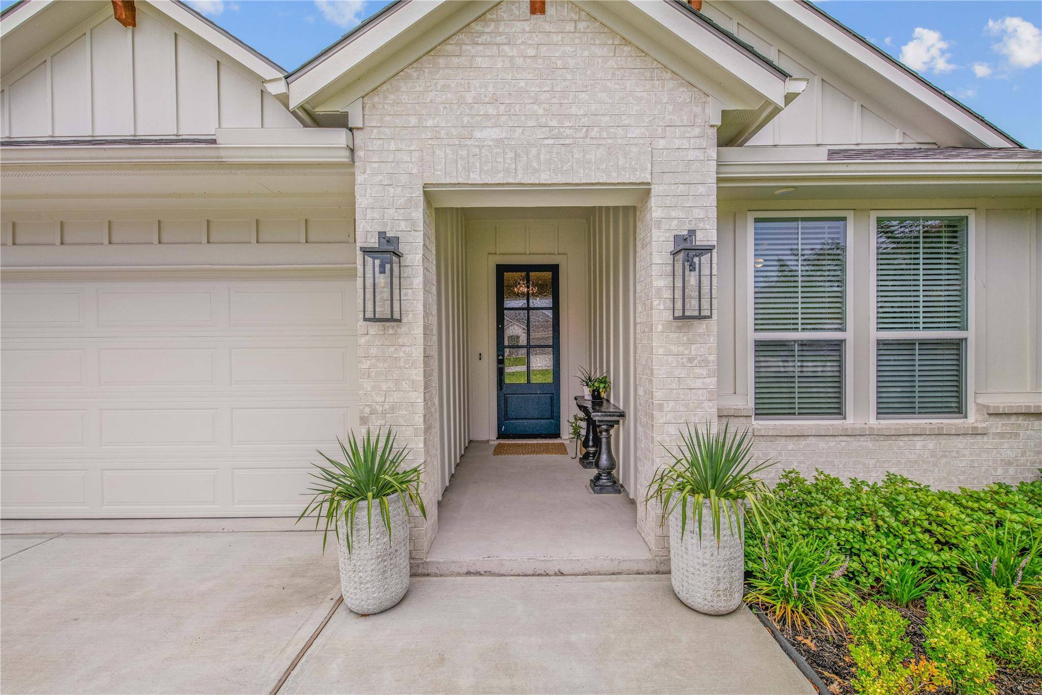 3708 Archer Falls CT, College Station, TX 77845