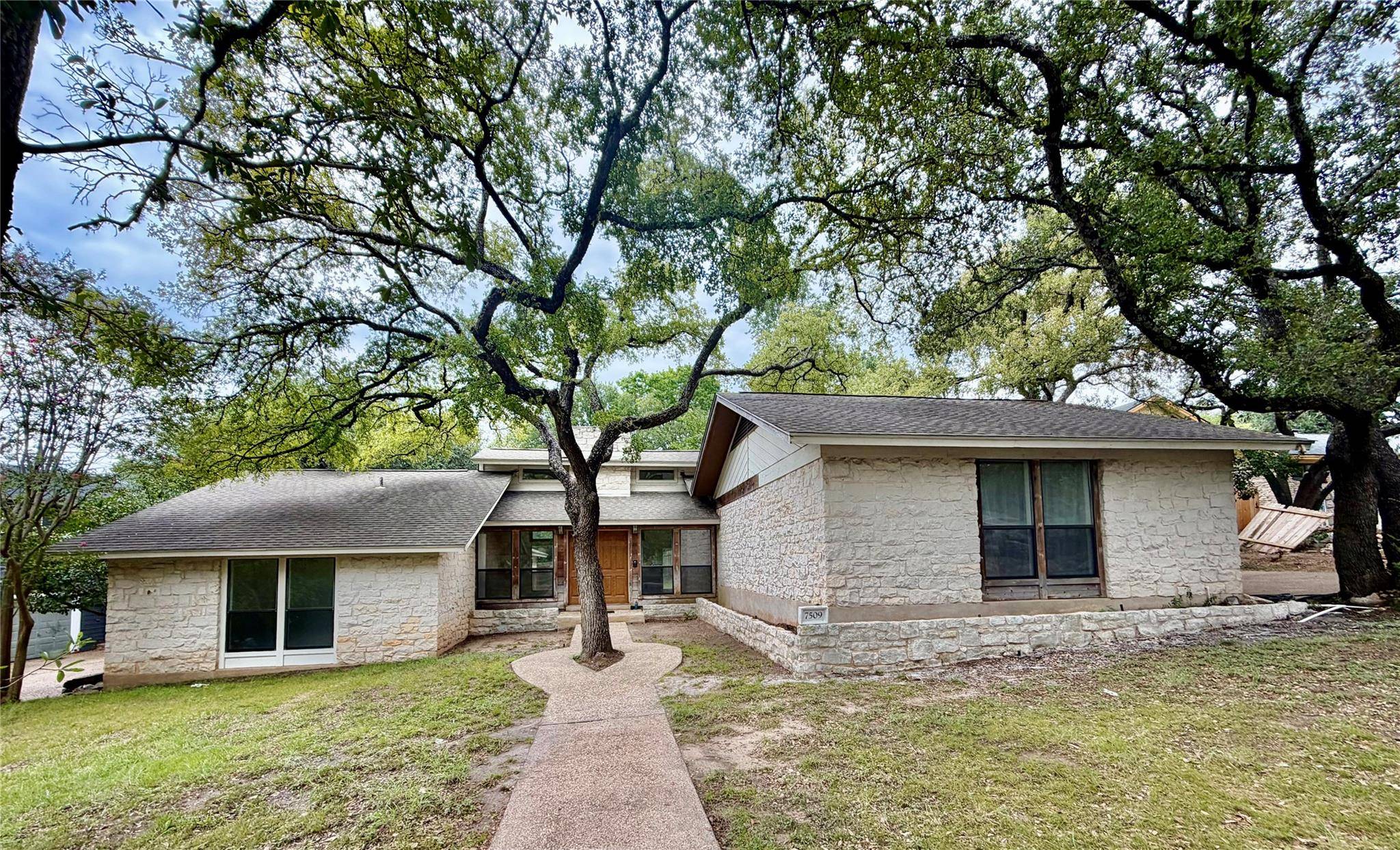 7509 Hart LN, Austin, TX 78731