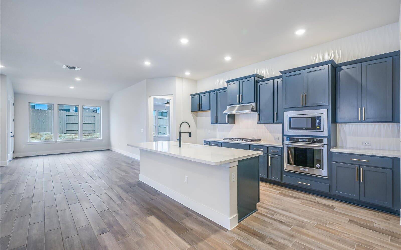8921 Pallas Cat DR, Austin, TX 78744