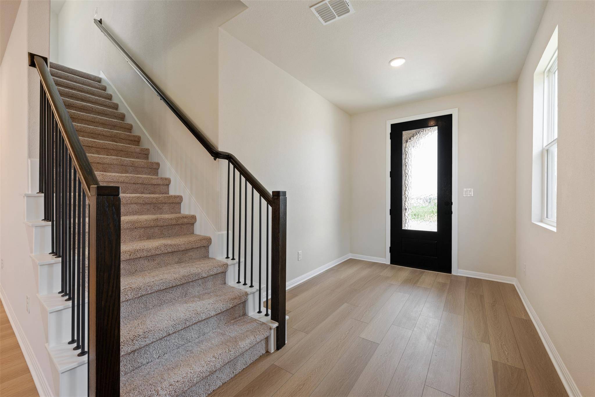 126 Crater Lake DR, Dripping Springs, TX 78620