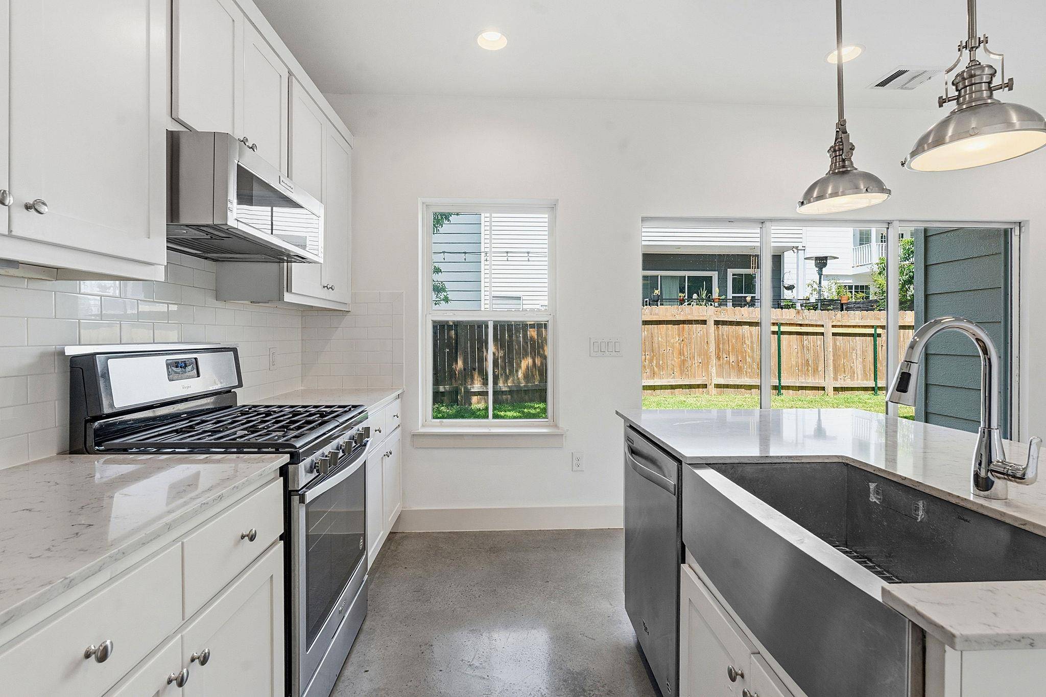 2000 E 18th ST #B, Austin, TX 78702