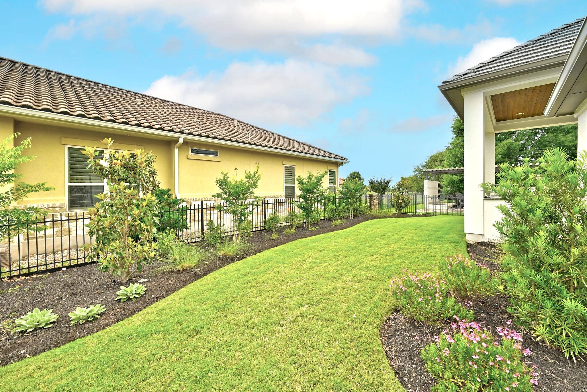 205 Indigo LN, Georgetown, TX 78628