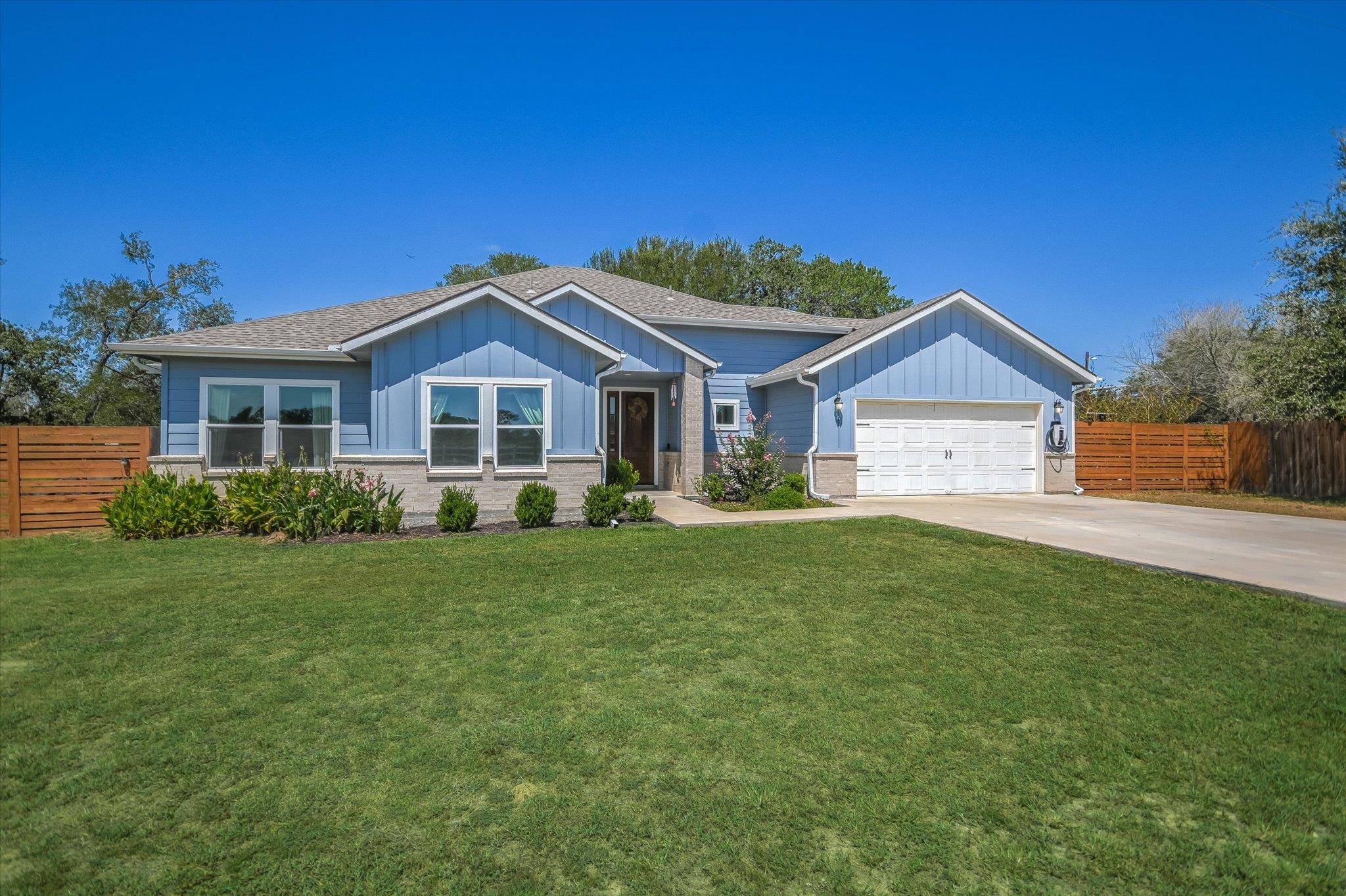 671 Shiloh RD, Bastrop, TX 78602