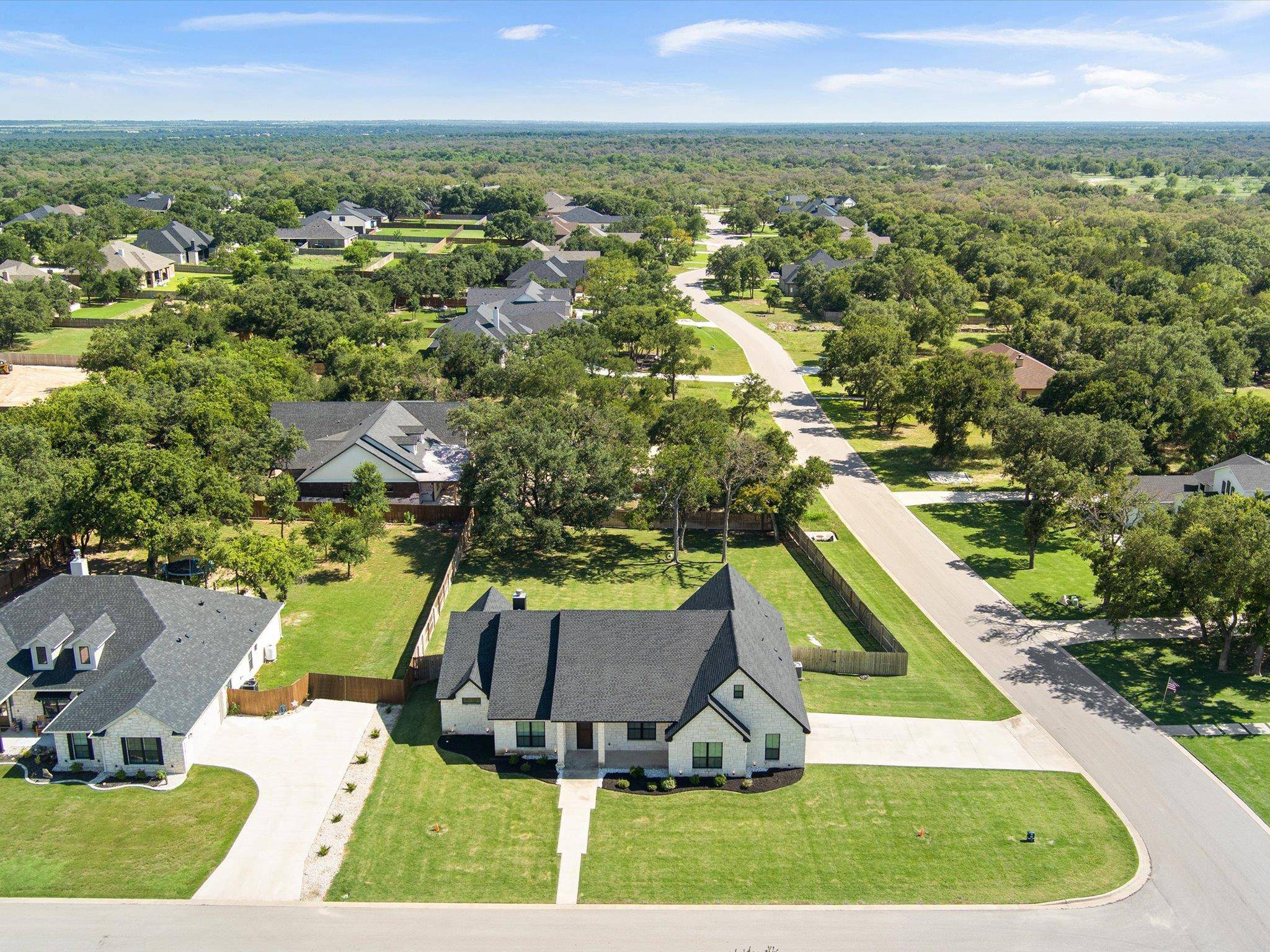 8425 Anna's Spring DR, Salado, TX 76571
