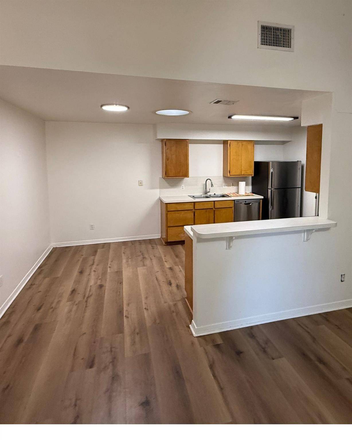 8117 WILLET TRL #A, Austin, TX 78745