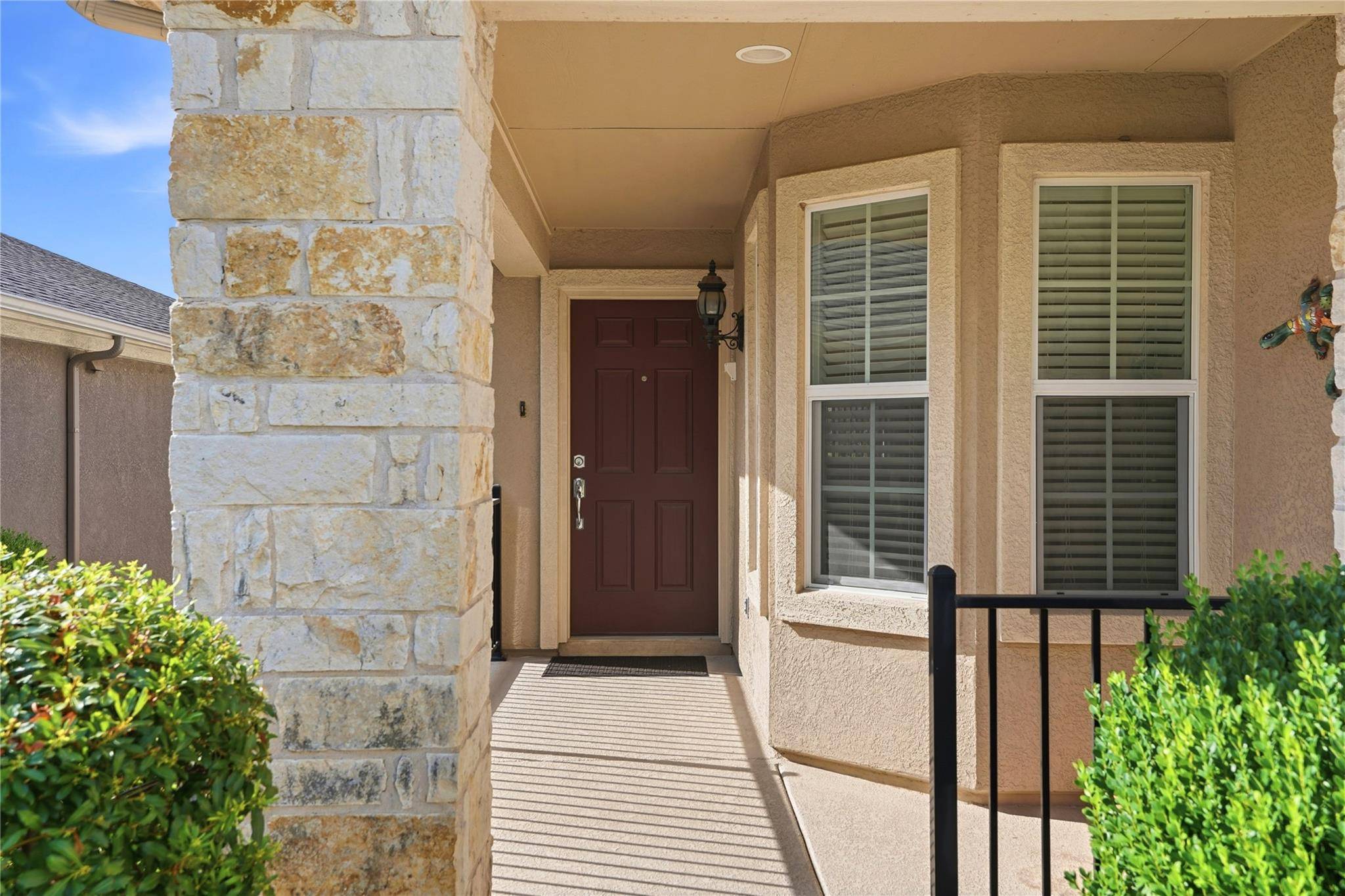 114 Eisenhower CT, Georgetown, TX 78633