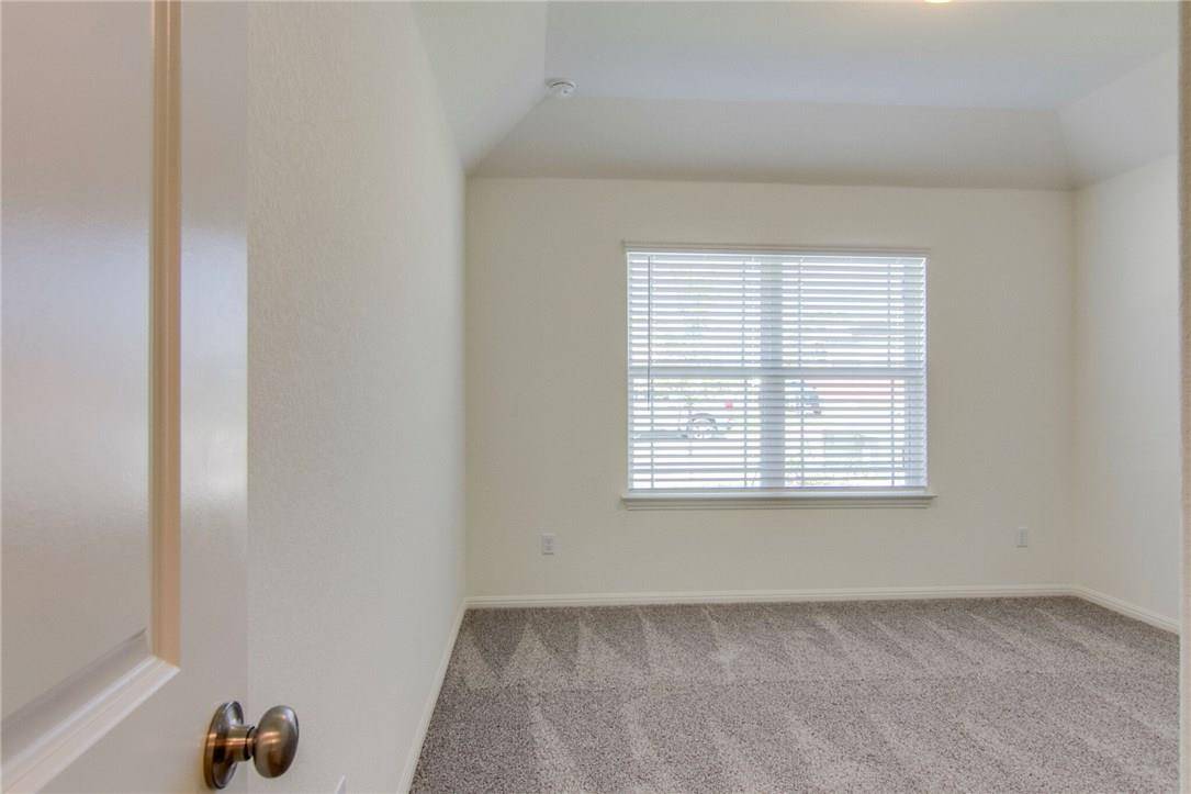 244 Glen Arbor DR, Liberty Hill, TX 78642