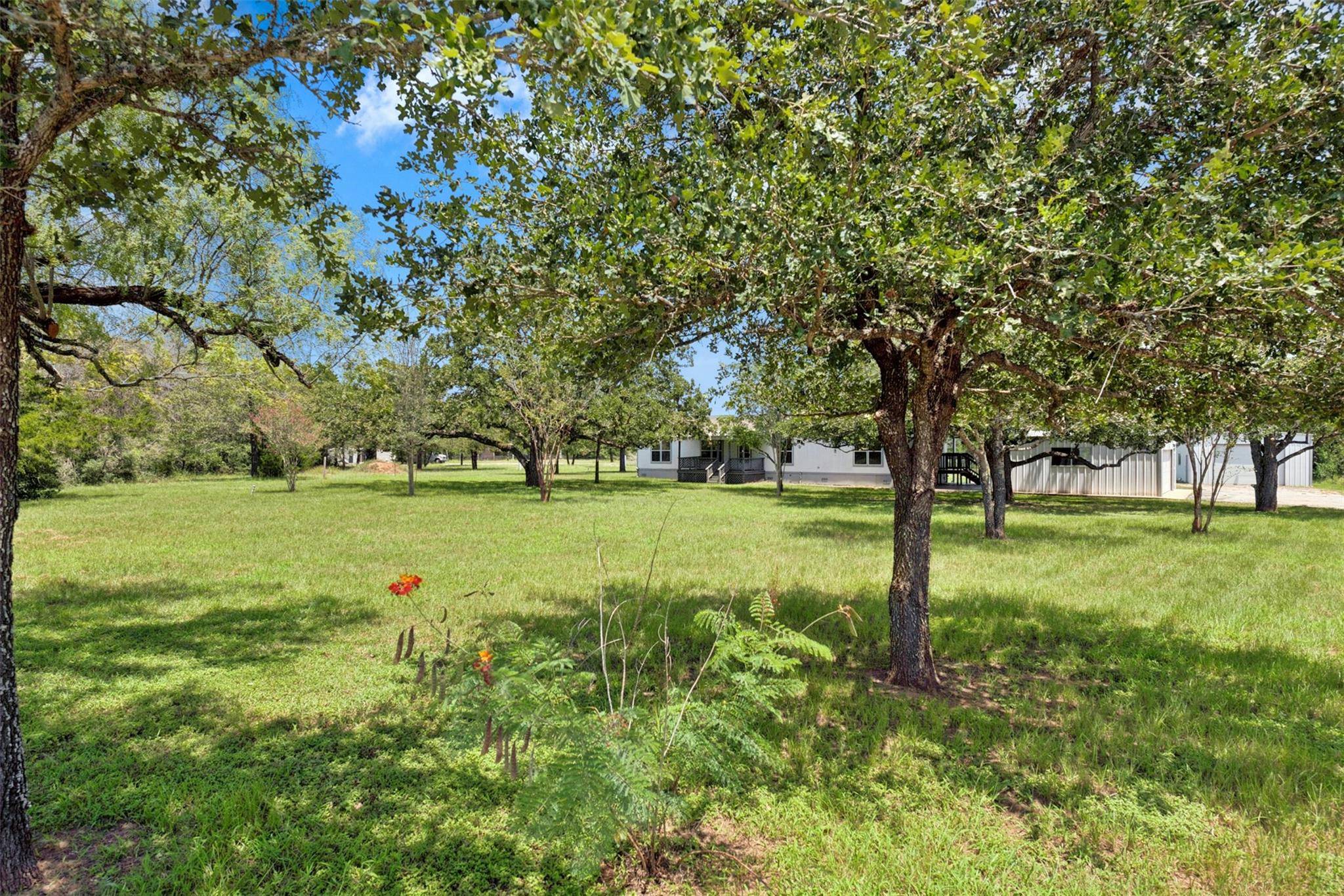 255 Rosanky Cattle Co RD, Rosanky, TX 78953