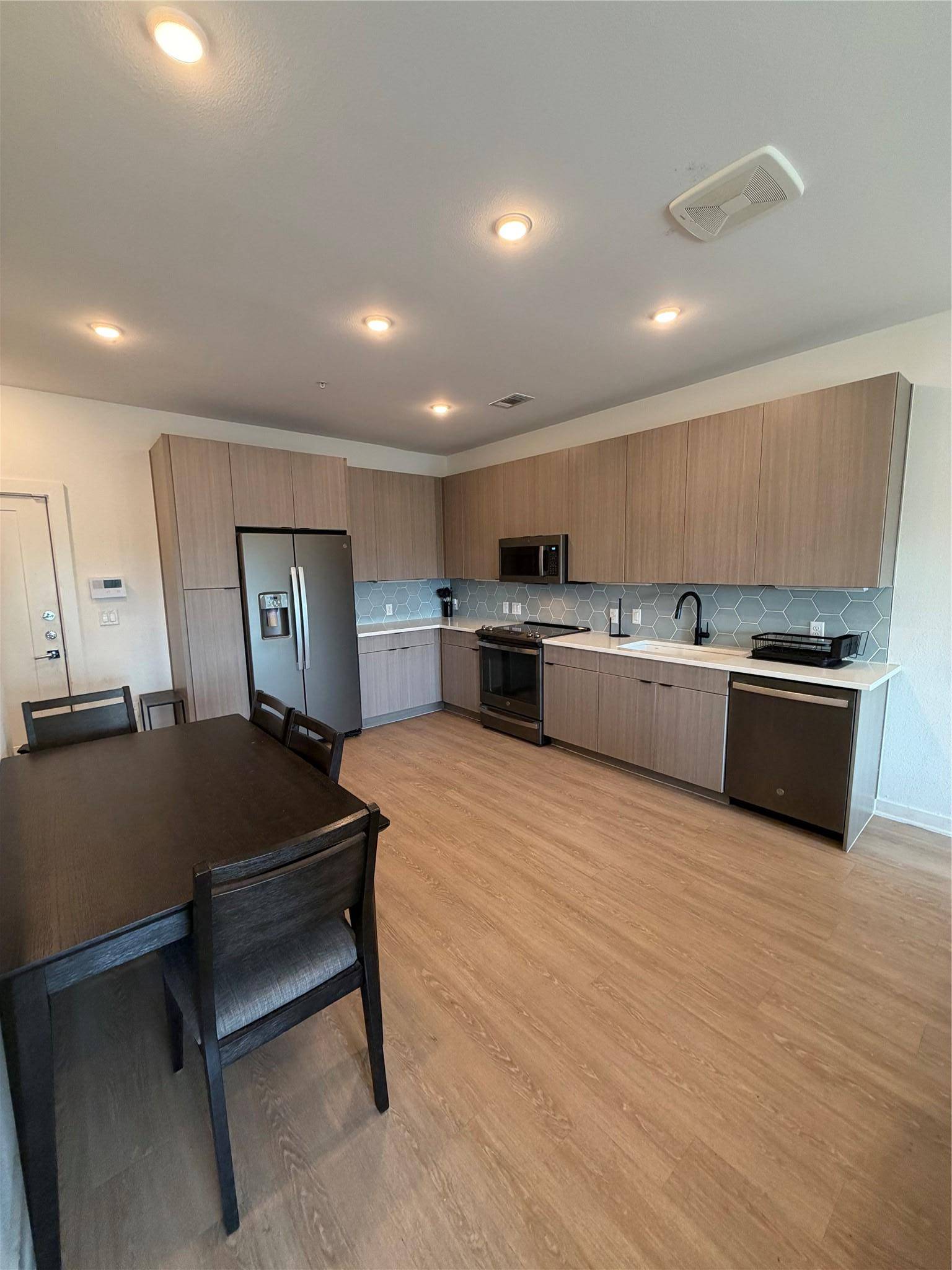 4802 S Congress Ave #107, Austin, TX 78745