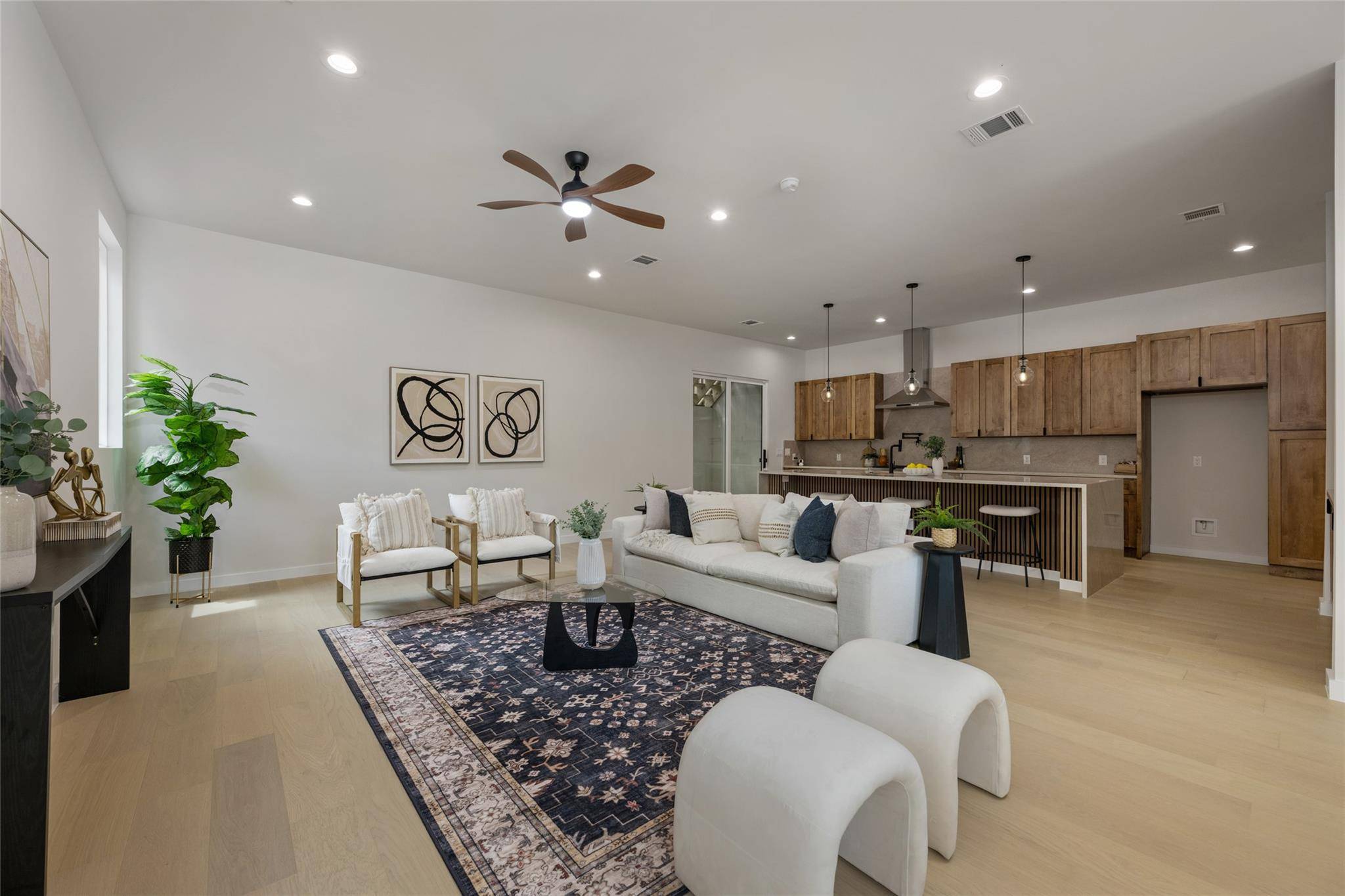 4324 Airport BLVD #B, Austin, TX 78722