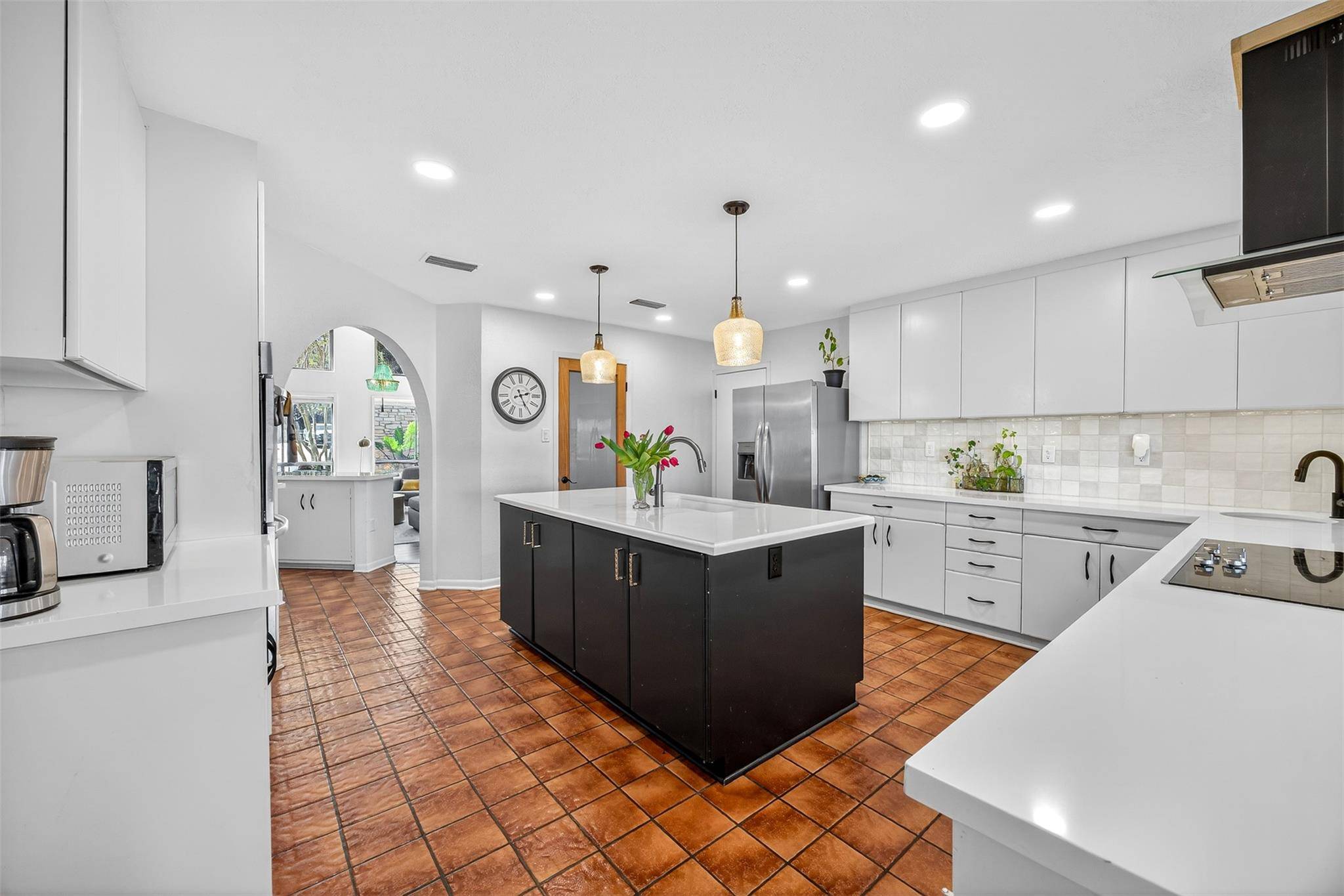 201 S Contour DR, Gonzales, TX 78629