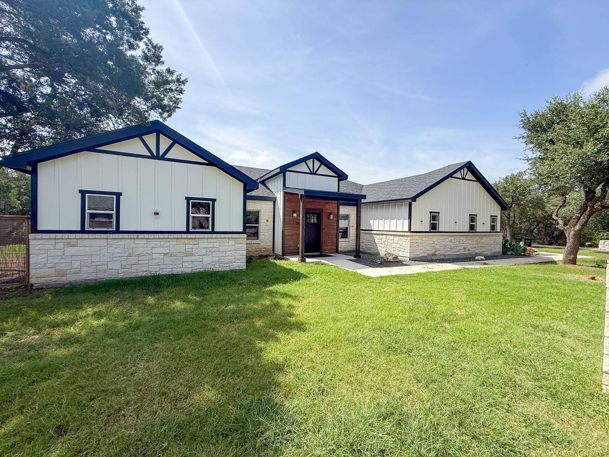54 Persimmon Dr DR, Wimberley, TX 78676