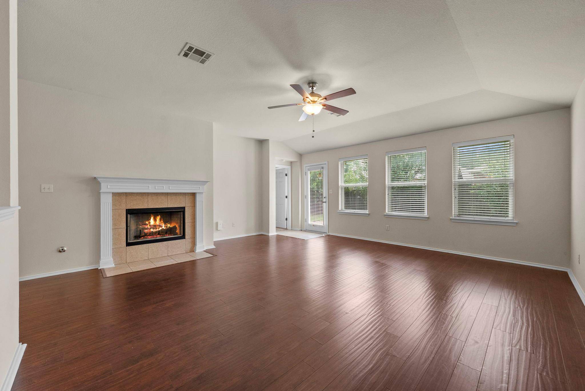 9424 Castle Pines DR, Austin, TX 78717