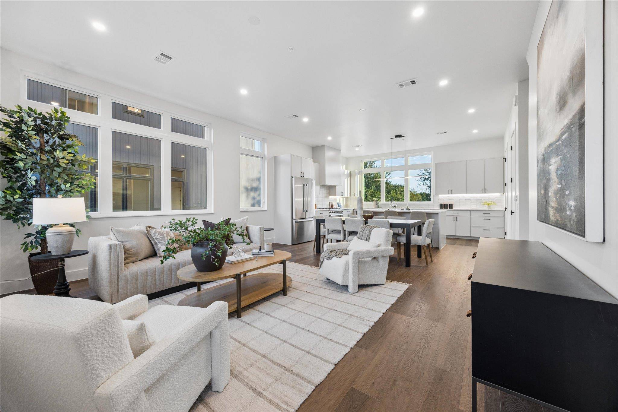 4101 Menchaca RD #102, Austin, TX 78704